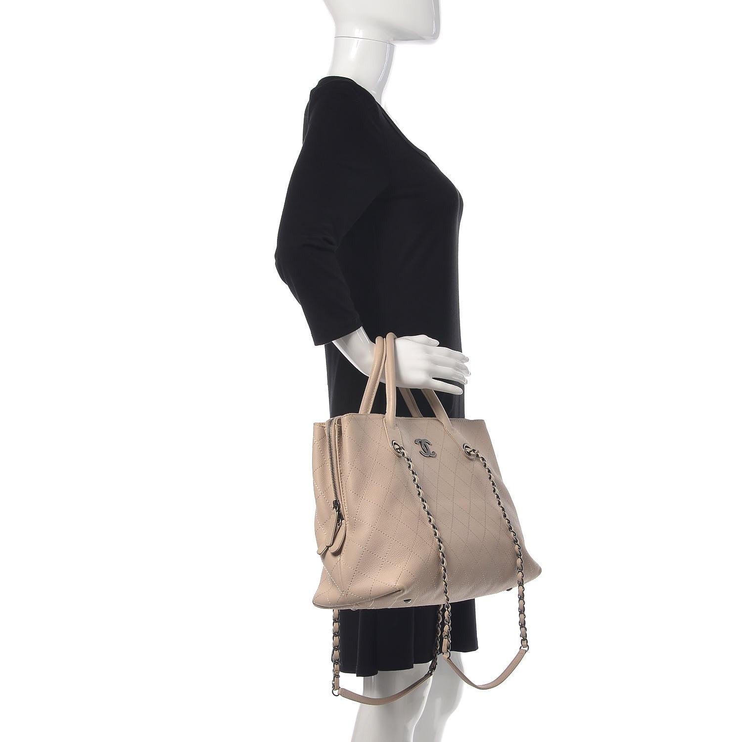 Chanel Grained Vegetal Calfskin Urban Shopping Tote Beige 2 of 24