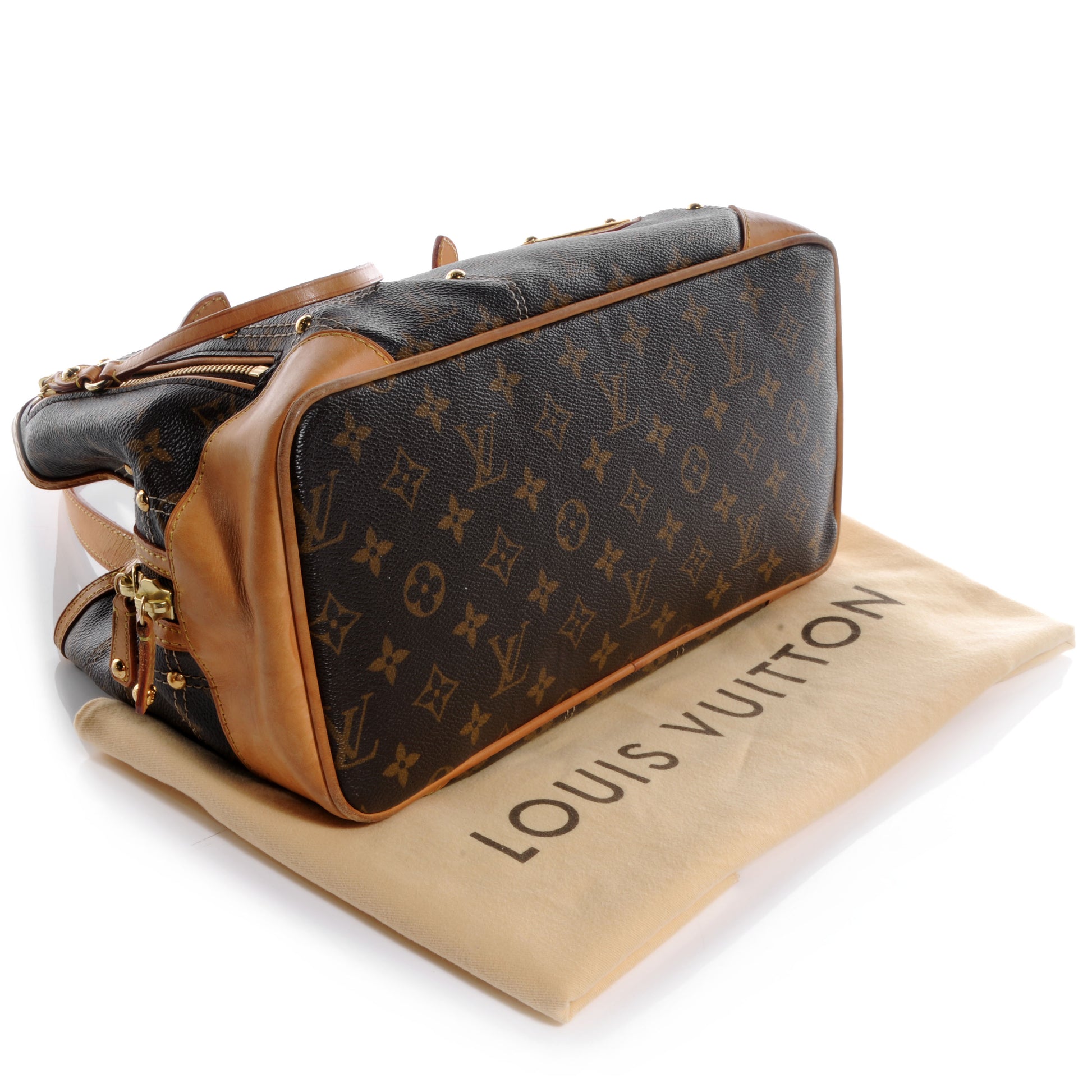 Louis Vuitton Monogram Riveting 4 of 8