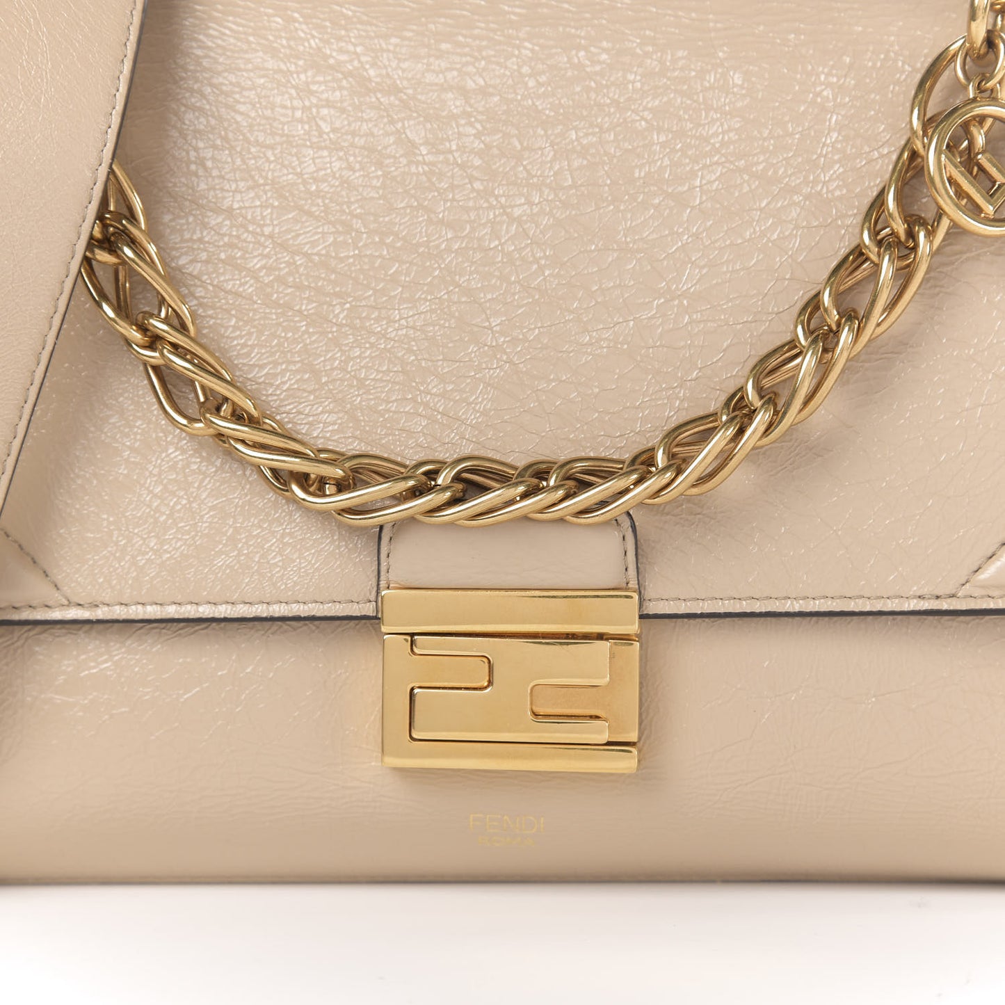 Agnello Old Shine F is Fendi Kan U Shoulder Bag Amido