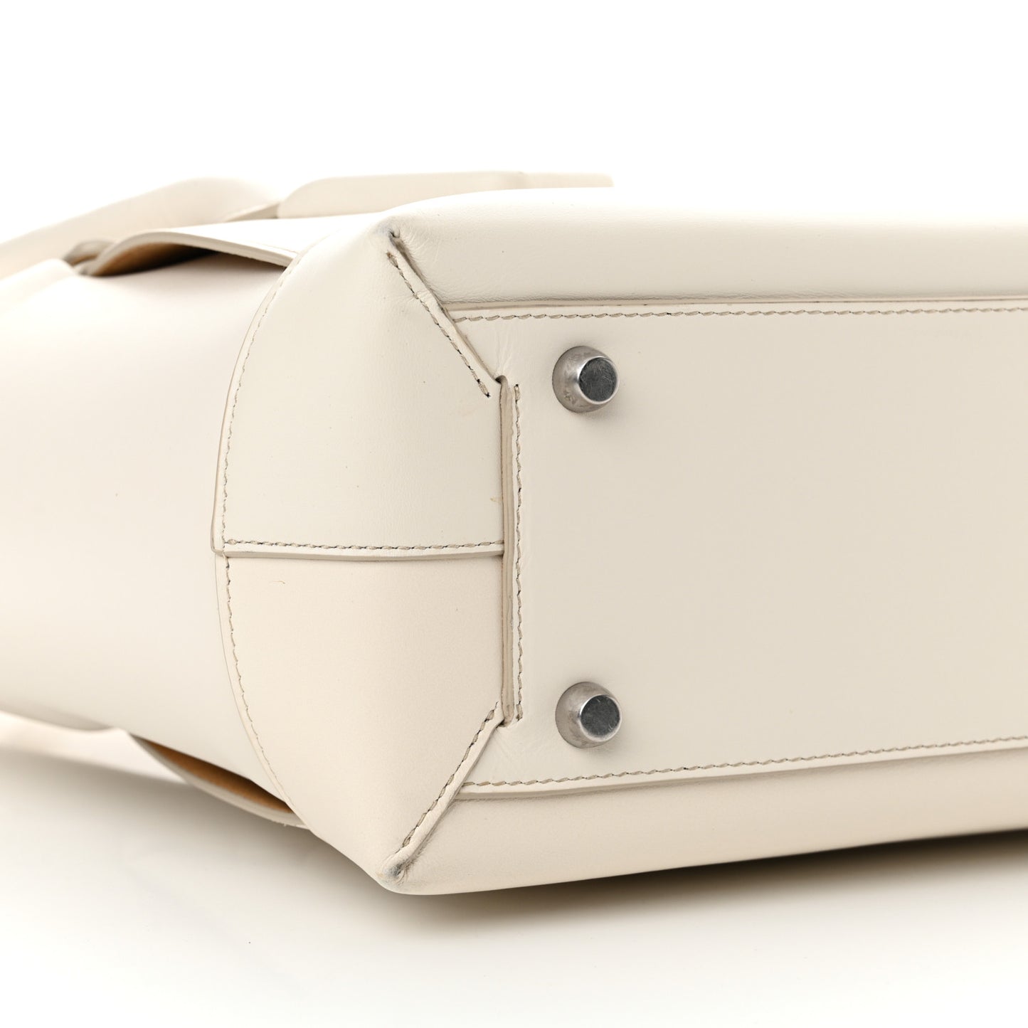 Calfskin Maxi Intrecciato Medium Arco White