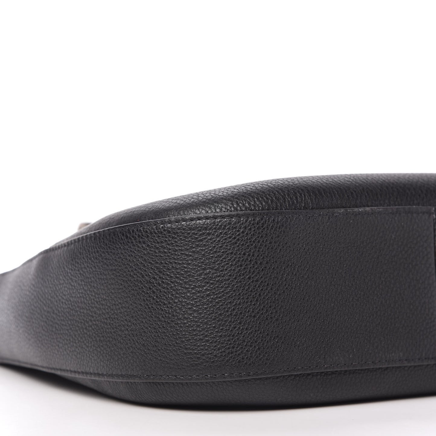 Vitello Daino Zippered Messenger Hobo Black