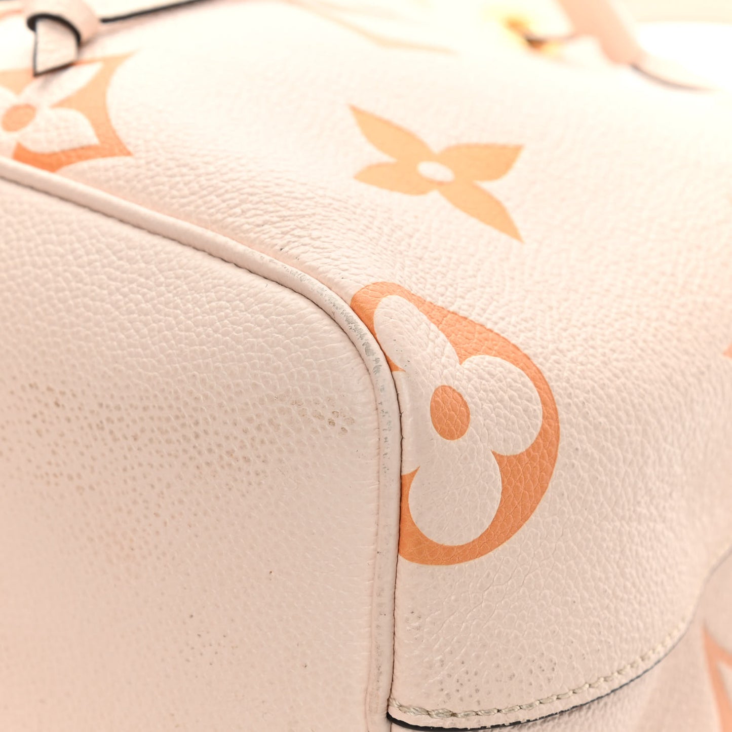 Empreinte Monogram Giant By The Pool Neonoe BB Cream Saffron