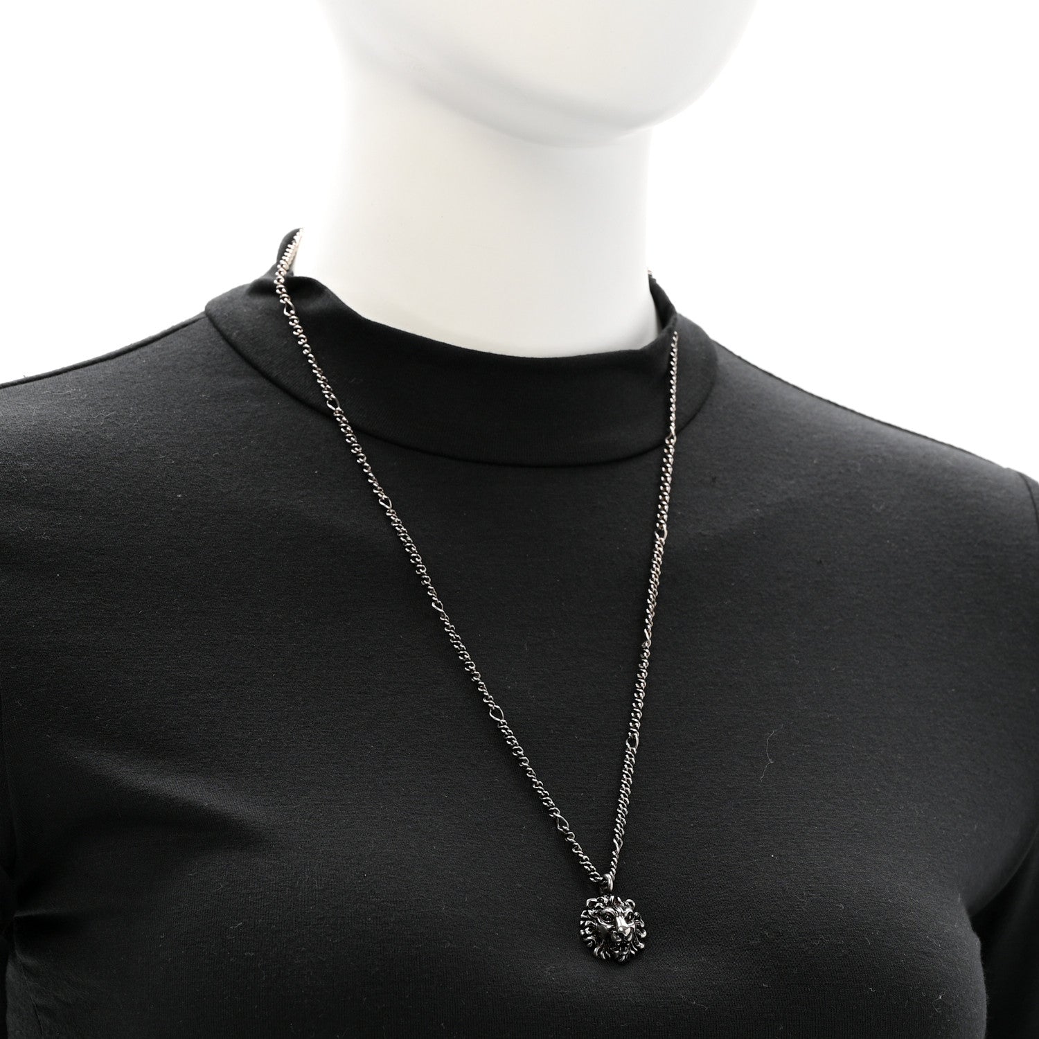 Gucci Metal Lion Head Necklace Silver 2 of 8