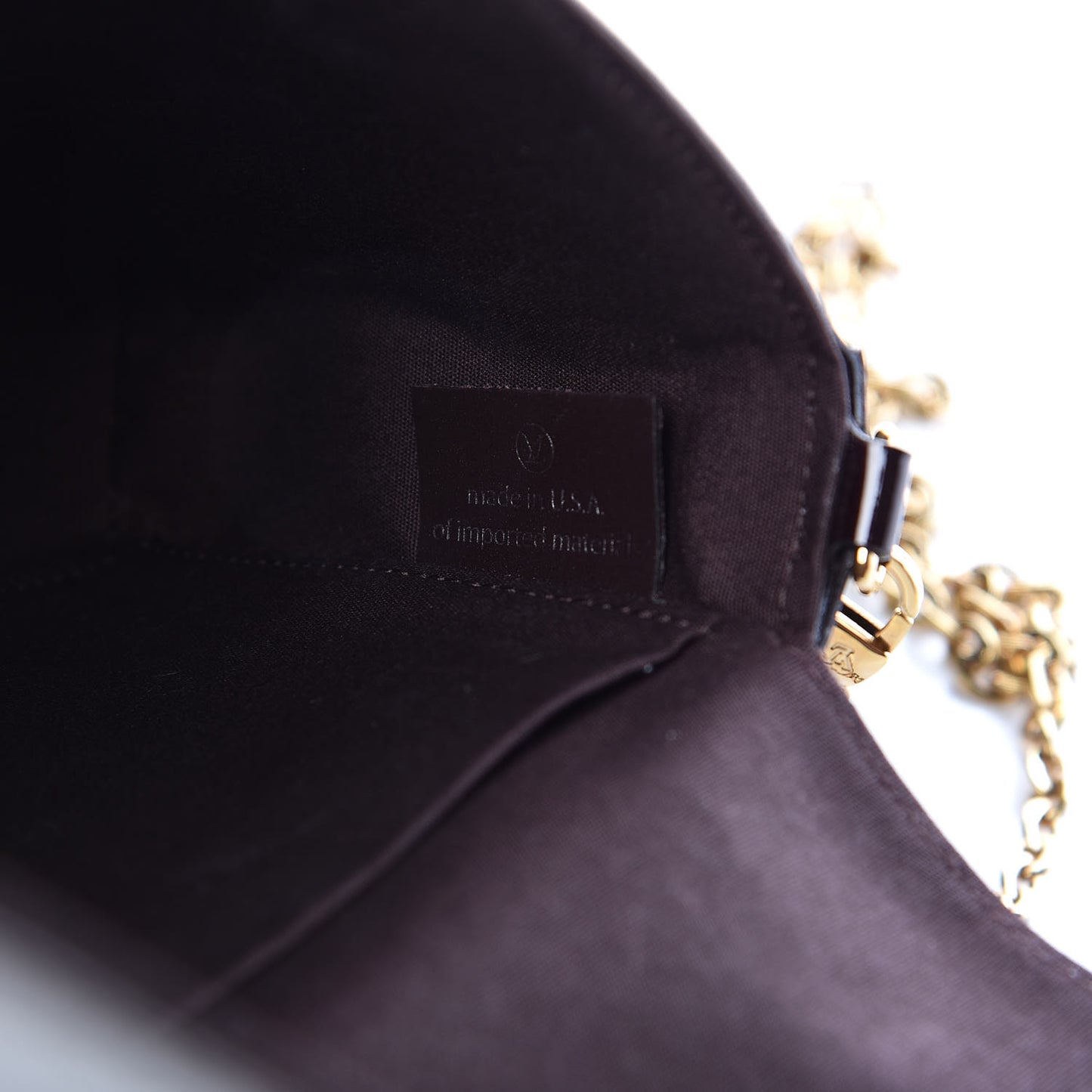 Vernis Pochette Felicie Chain Wallet Amarante