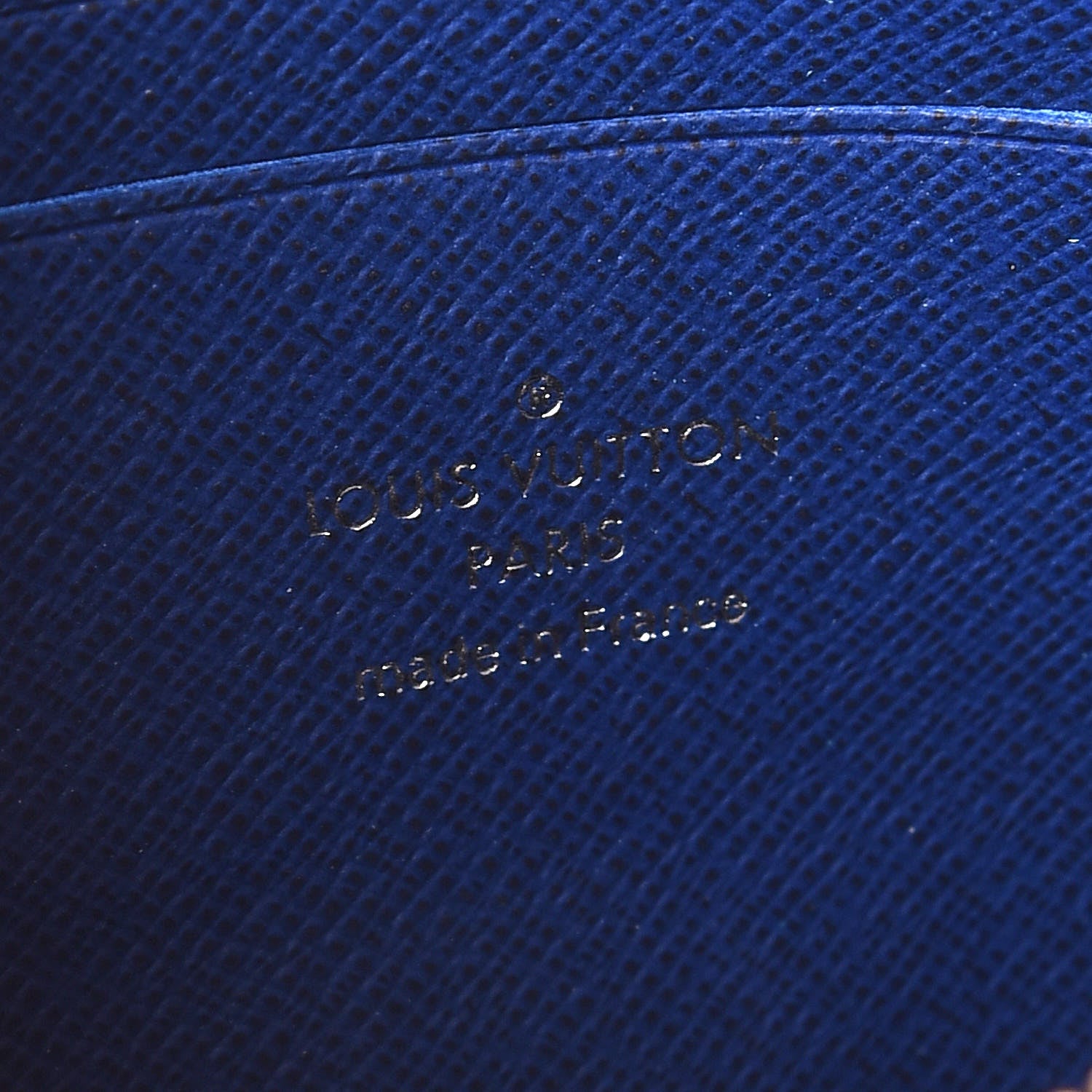 Louis Vuitton Taiga Monogram Pacific Discovery Pochette Cobalt 9 of 10