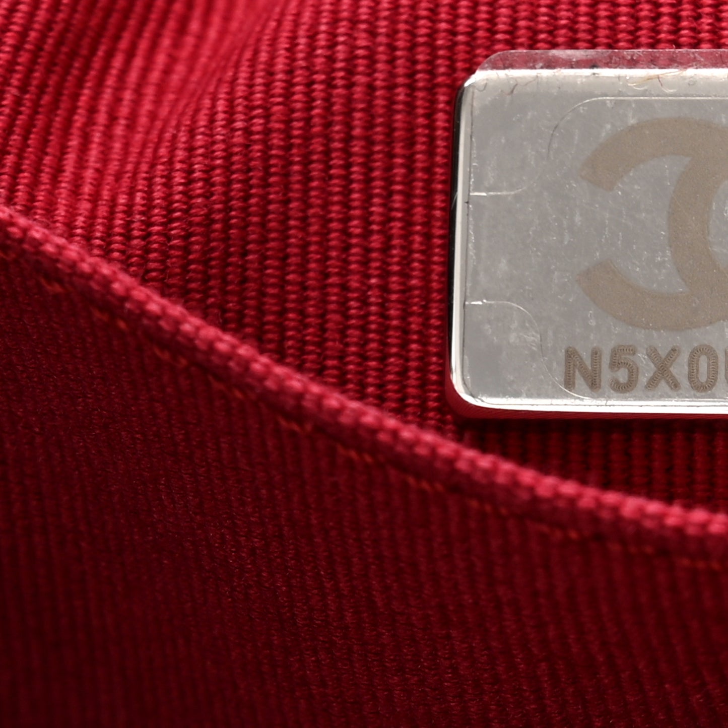 Aged Calfskin Quilted New Medium Gabrielle Hobo Black