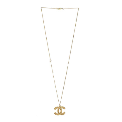 Chanel Metal CC Necklace Matte Gold 2 of 4