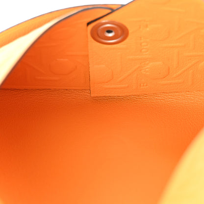 Hermes Swift Embossed Calvi Card Case Jaune D'or 5 of 8