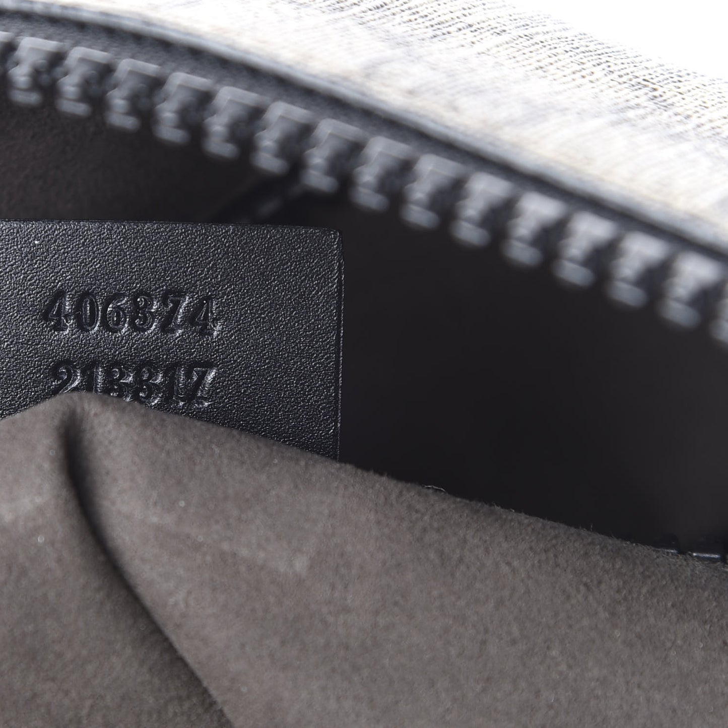 GG Supreme Monogram Flat Messenger Bag Black