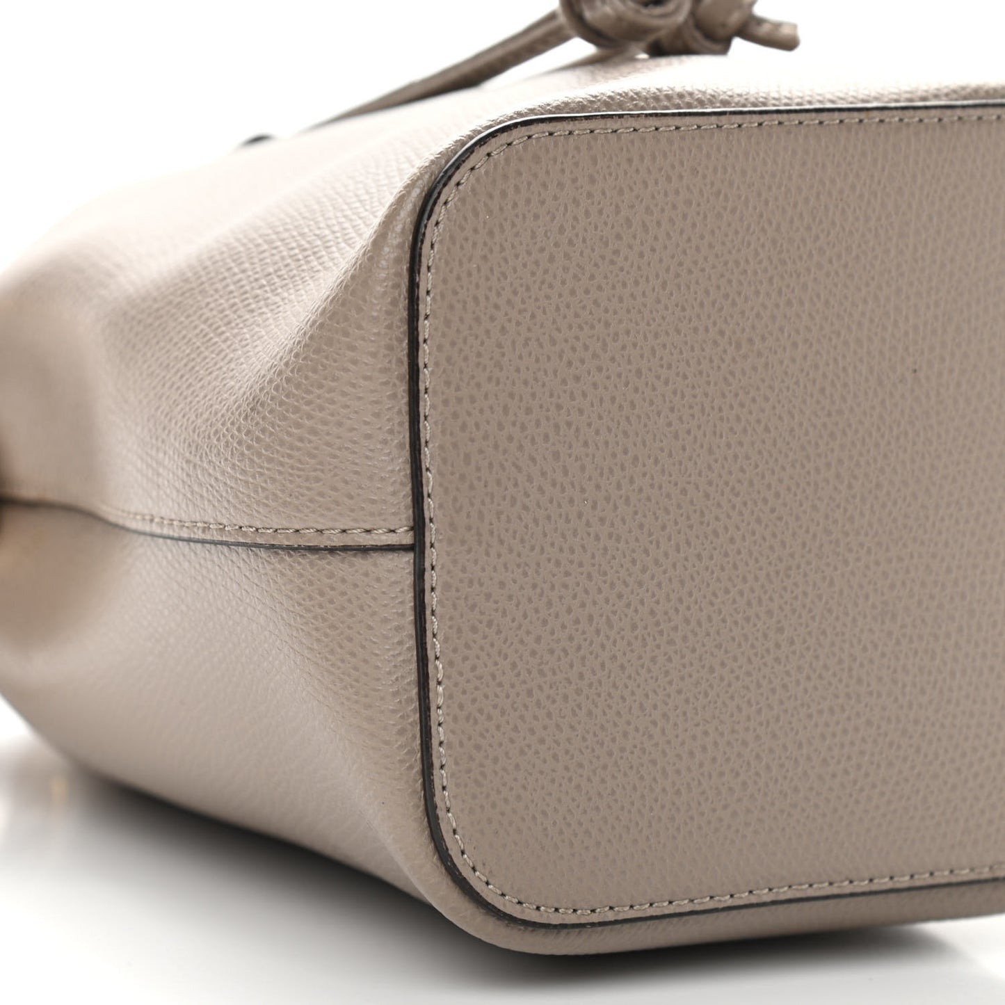 Vitello Cruise F is Fendi Mini Mon Tresor Bucket Bag Tortora