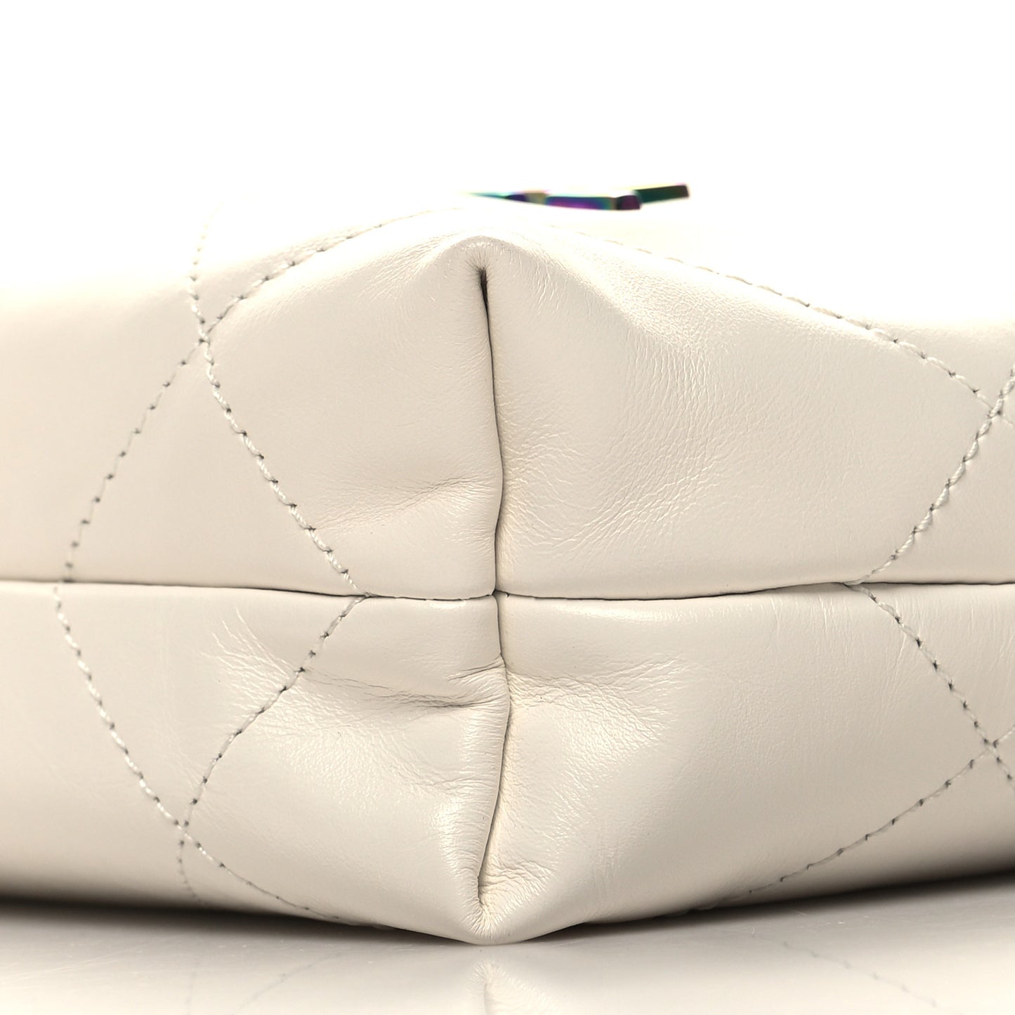 Shiny Calfskin Quilted Rainbow Mini Chanel 22 White