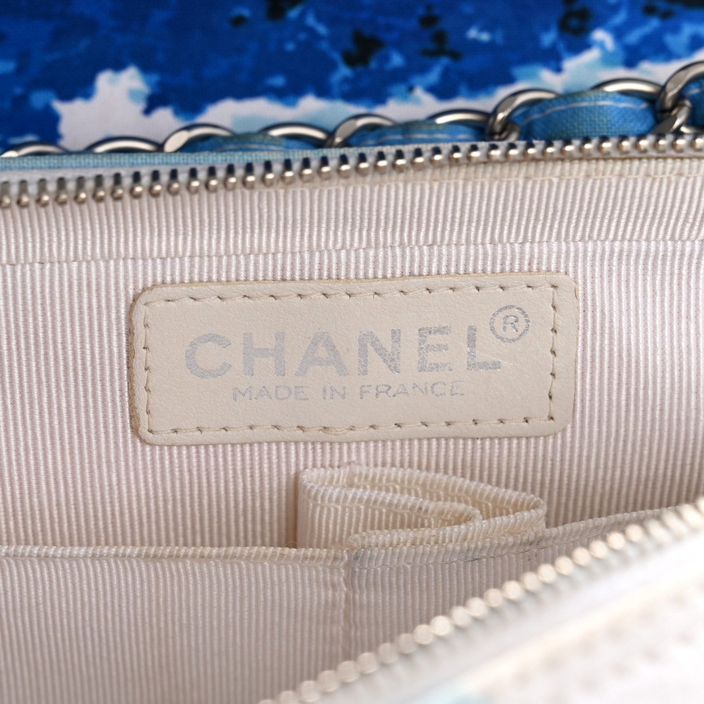 Canvas Square Quilted Surf Flap Multicolor