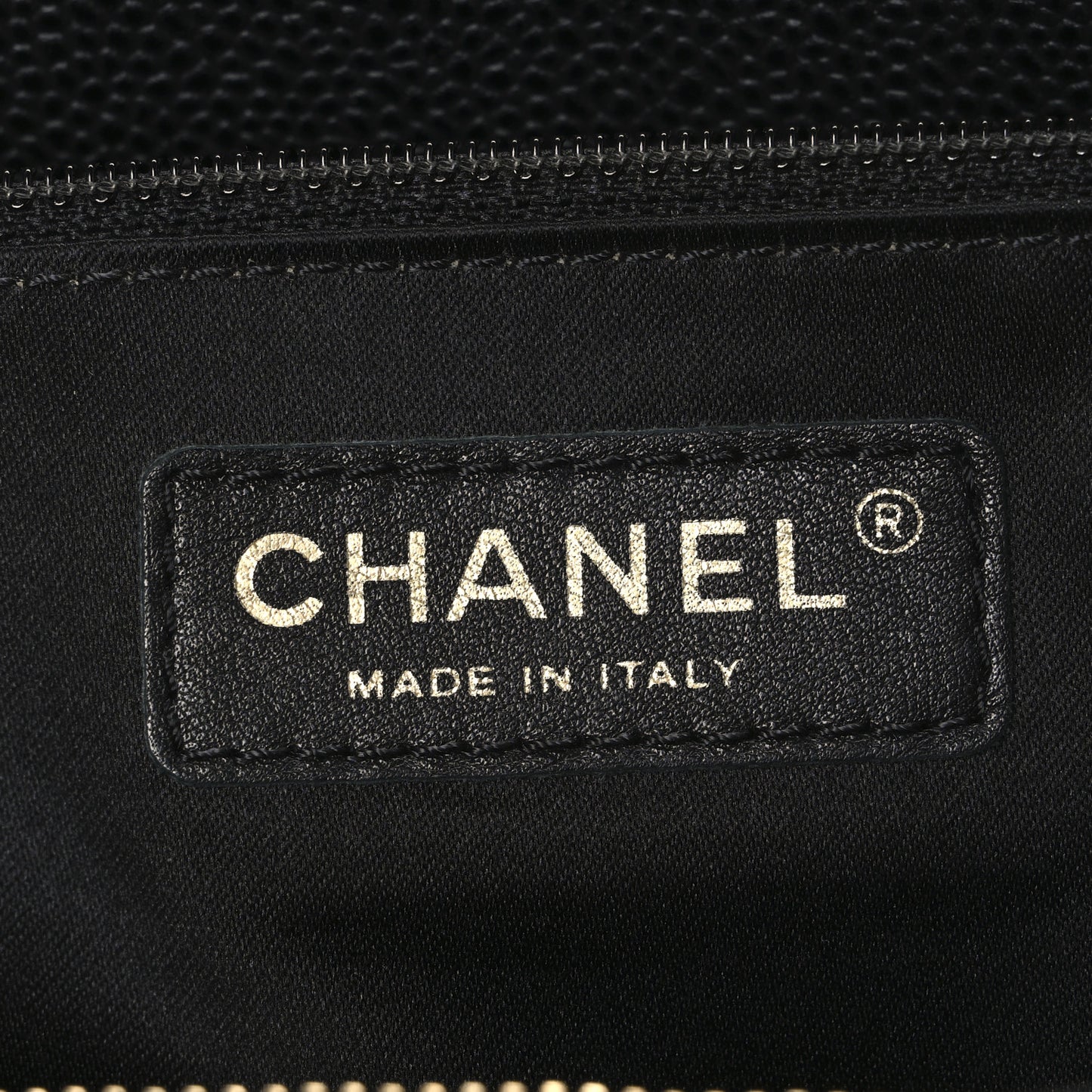 Caviar Quilted XL Grand Shopping Tote GST Black