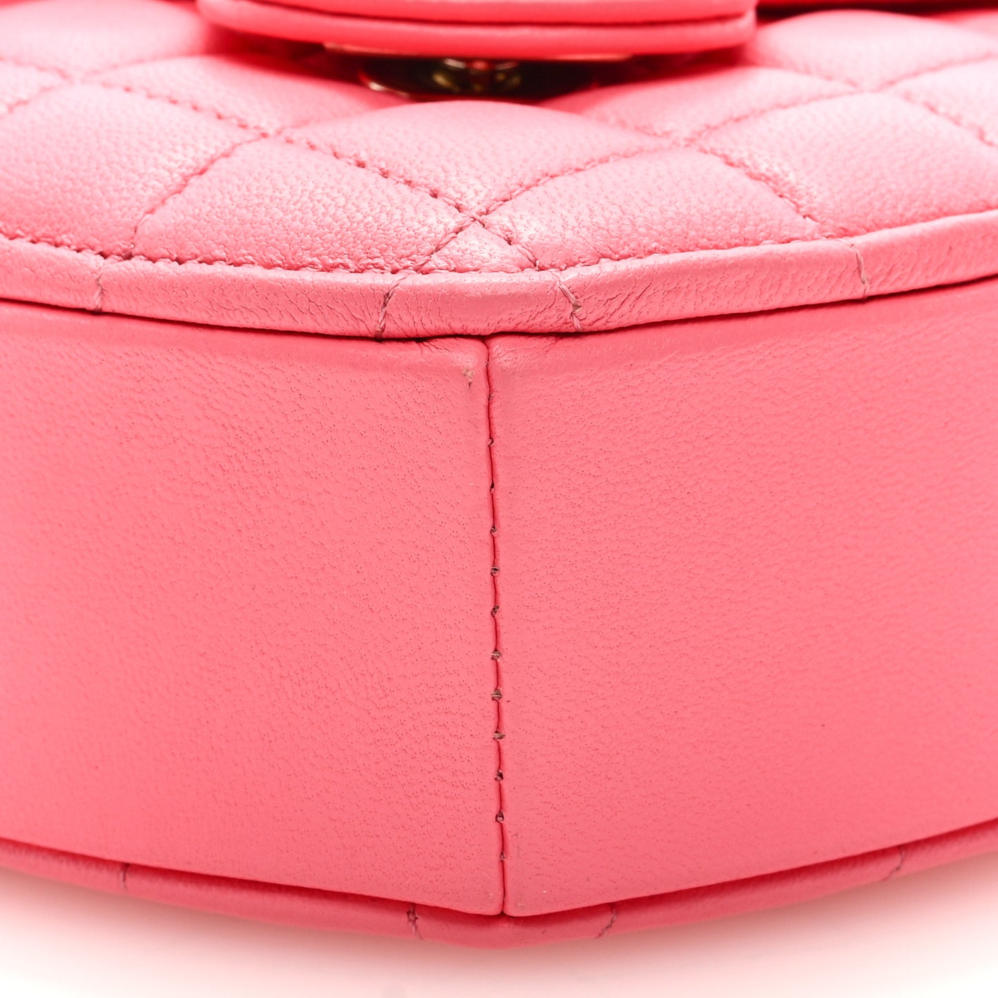 Lambskin Quilted CC In Love Heart Clutch With Chain Pink