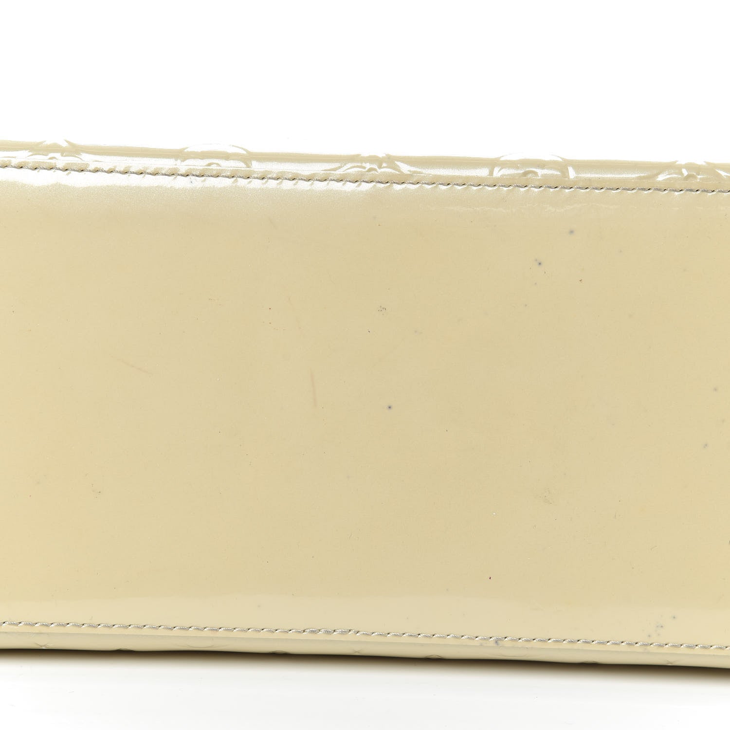 Louis Vuitton Vernis Wilshire MM Blanc Corail 10 of 17