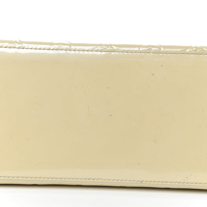 Louis Vuitton Vernis Wilshire MM Blanc Corail 10 of 17