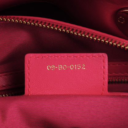 Louis Vuitton Monogram Sarah Wallet 24 of 25
