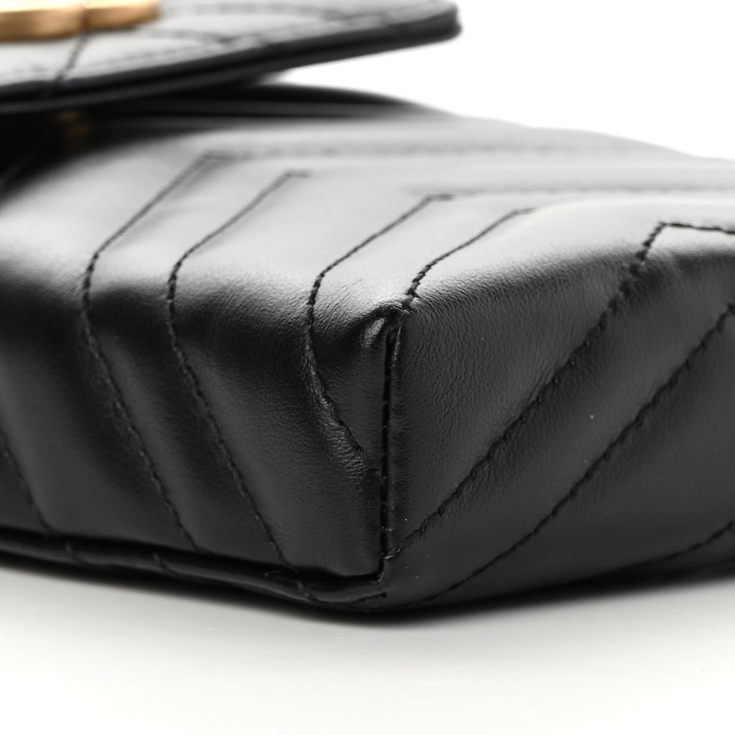 Calfskin Matelasse Mini GG Marmont Crossbody Bag Black