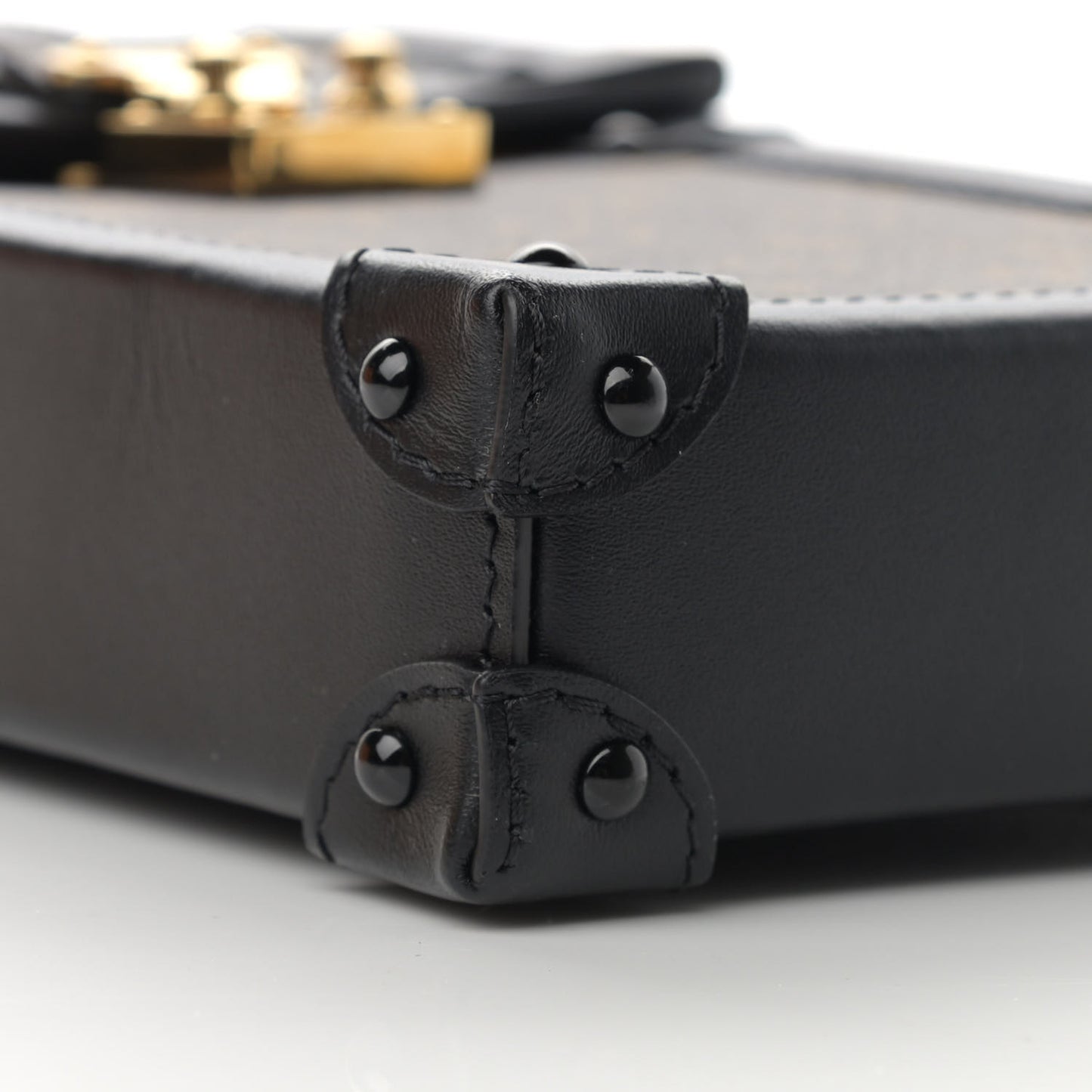 Monogram Pochette Trunk Verticale Black