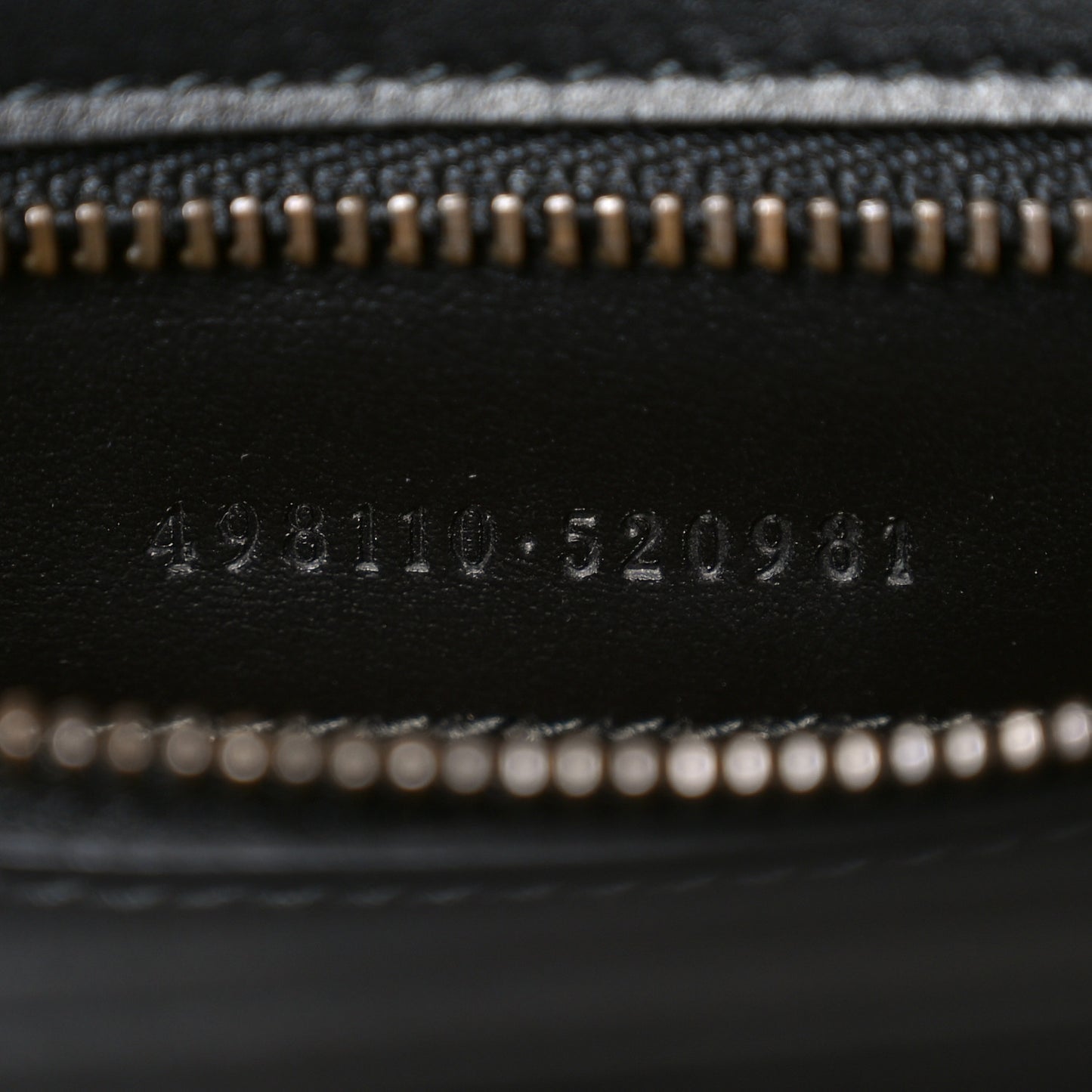 Calfskin Matelasse Small GG Marmont Top Handle Shoulder Bag Black
