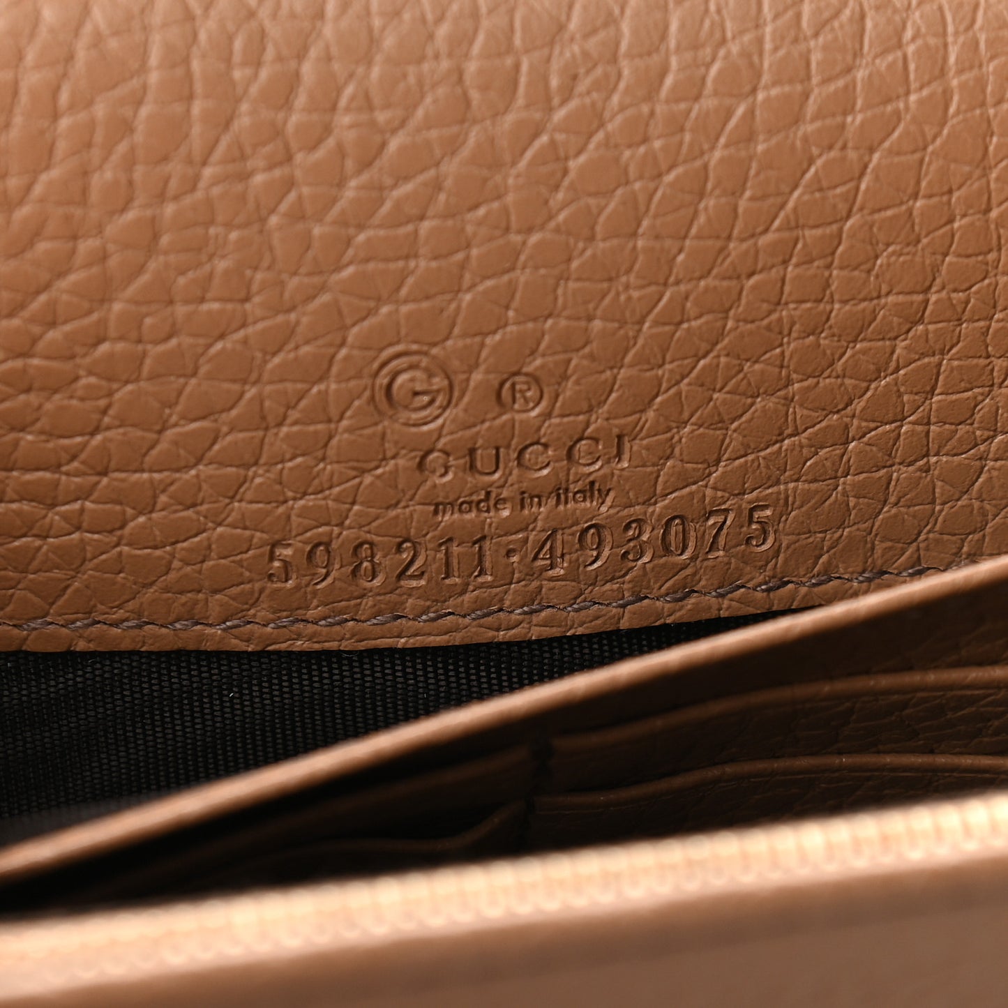 Pebbled Calfskin Soho Wallet on Chain Camelia