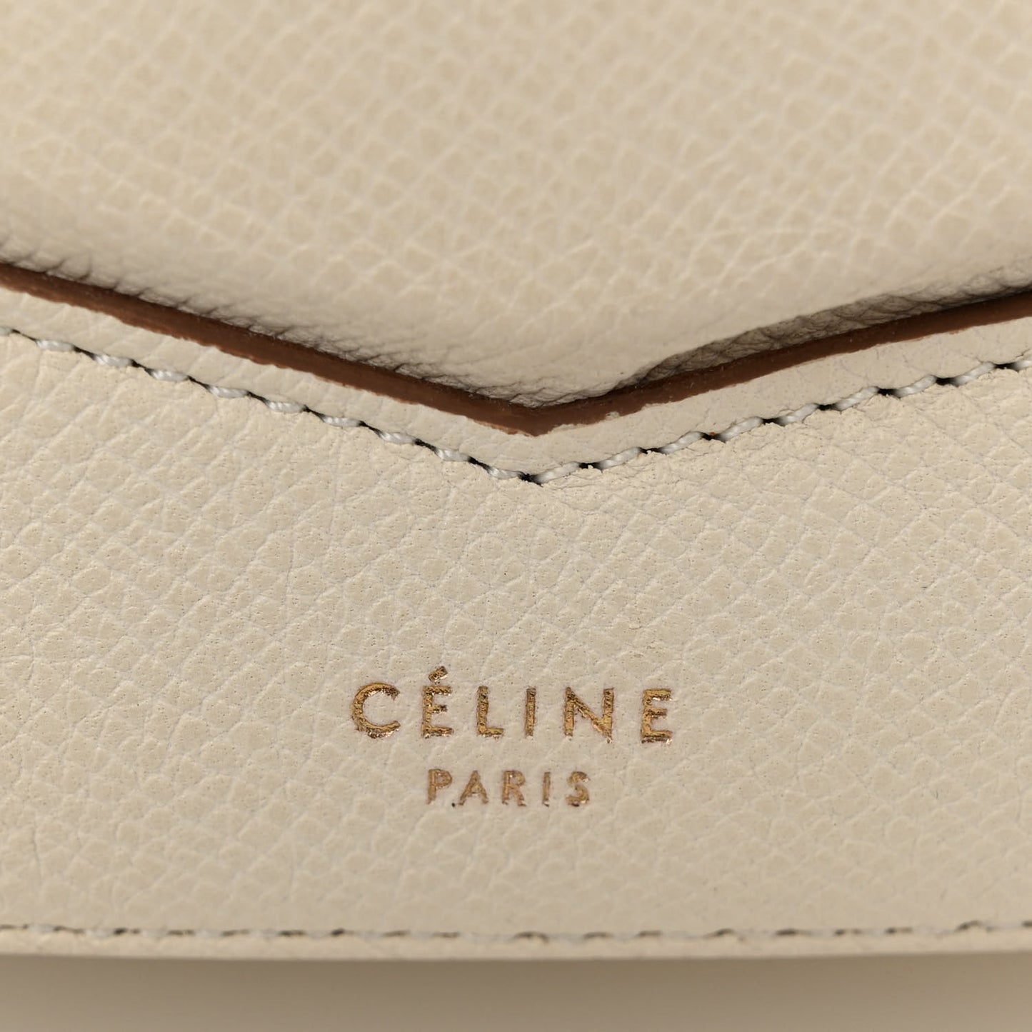 Grained Calfskin Medium Trotteur White