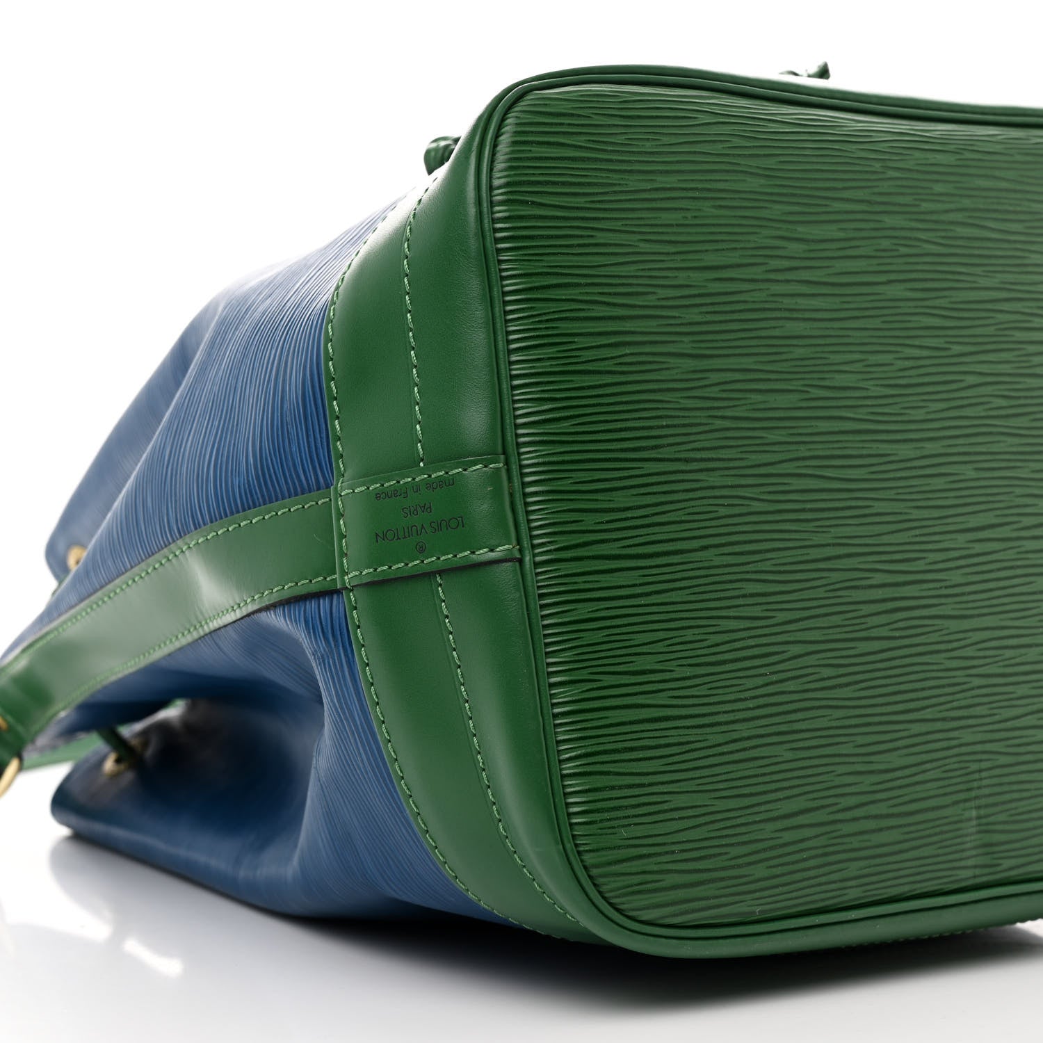 Louis Vuitton Epi Noe Borneo Toledo 8 of 10