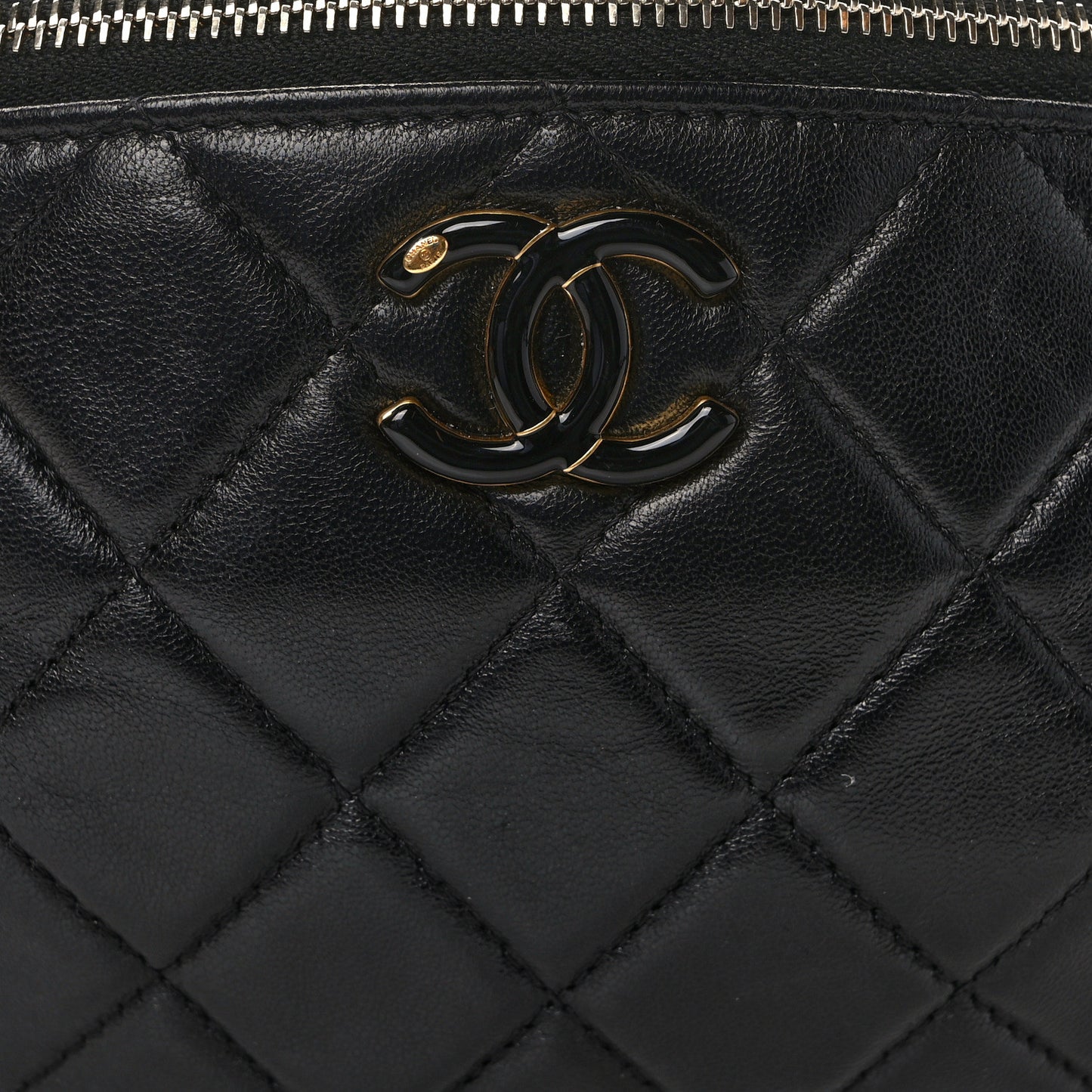 Shiny Lambskin Enamel Quilted Waist Bag Fanny Pack Black