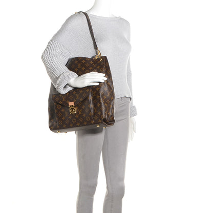 Louis Vuitton Monogram Metis 2 of 9