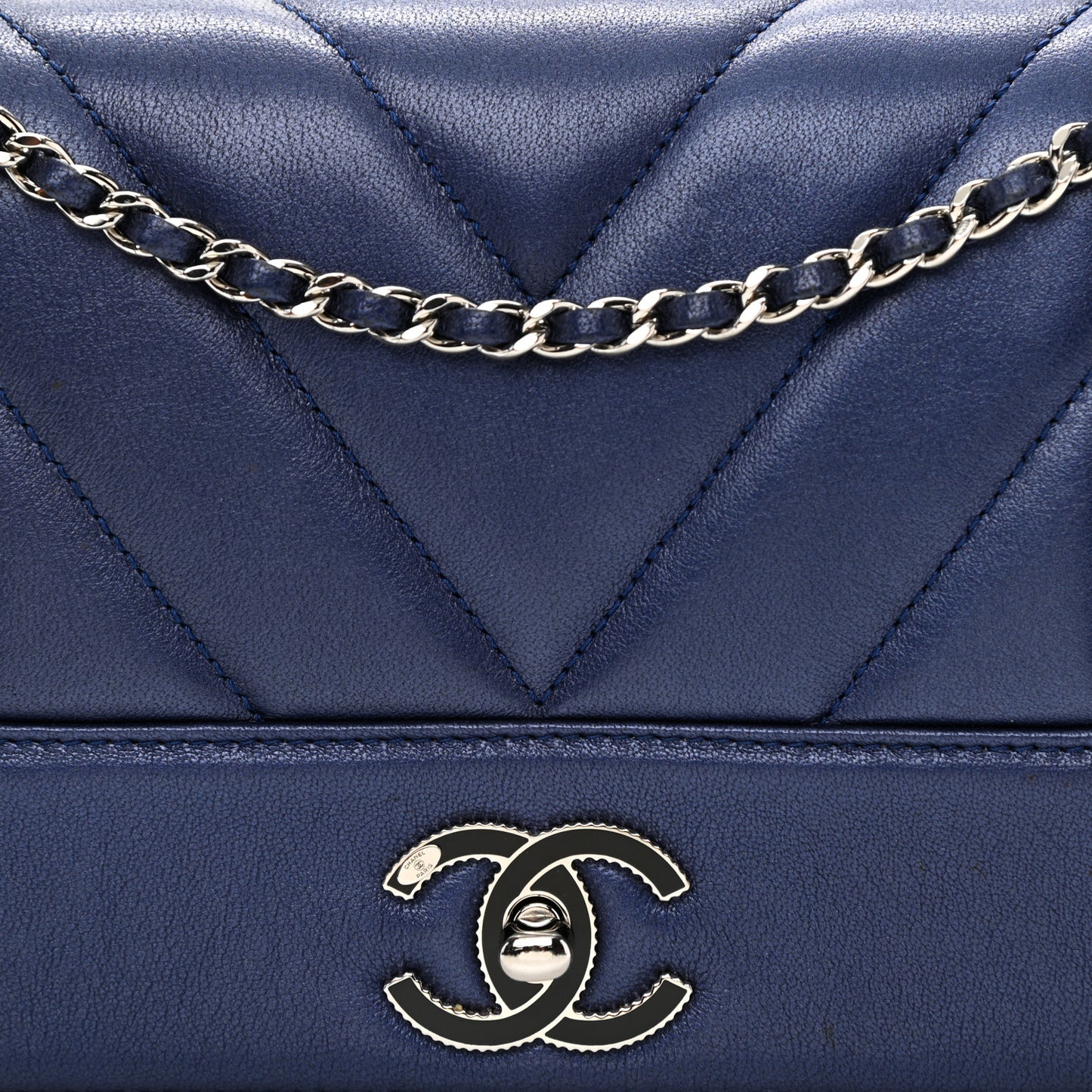 Metallic Sheepskin Chevron Quilted Medium Vintage Mademoiselle Flap Navy
