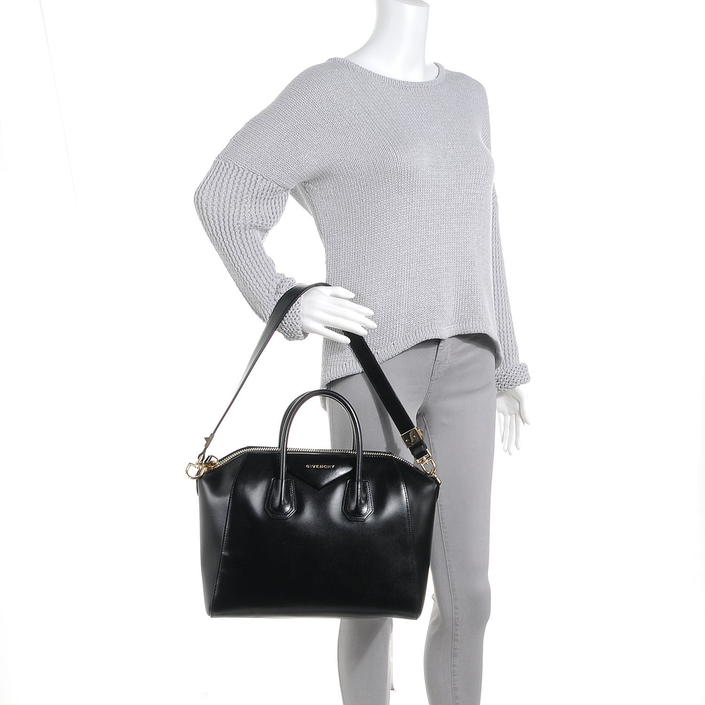 Shiny Lord Calfskin Medium Antigona Black