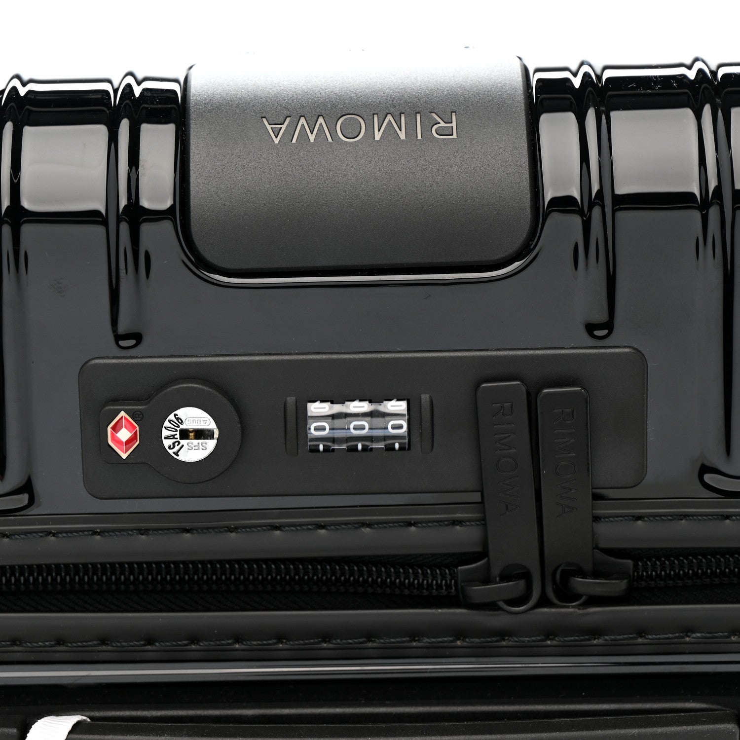Rimowa Gloss Polycarbonate Essential Lite Cabin U Black 1809398