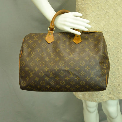 Louis Vuitton Monogram Speedy 35 2 of 10