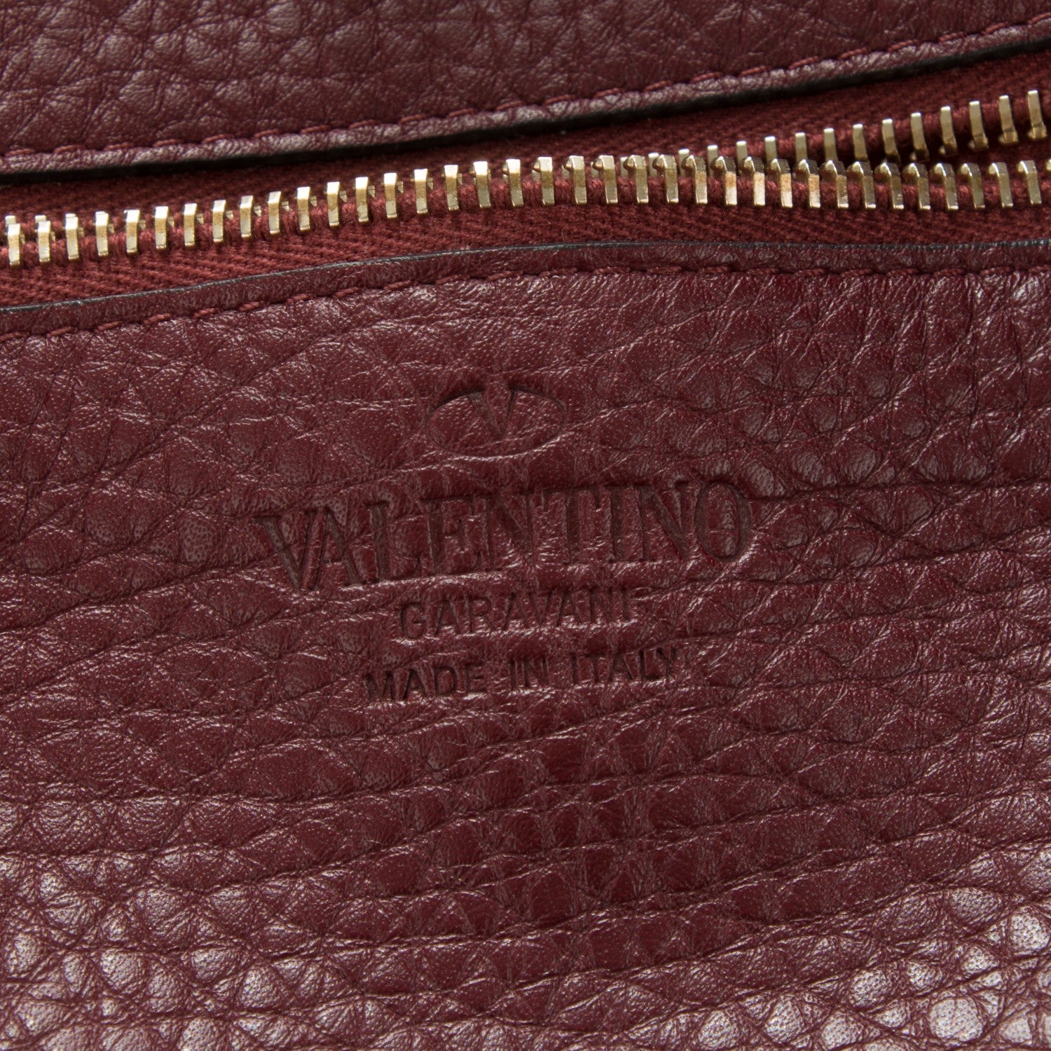 Valentino Garavani Pebbled Calfskin Medium Rockstud Tote Cremisi 6 of 8