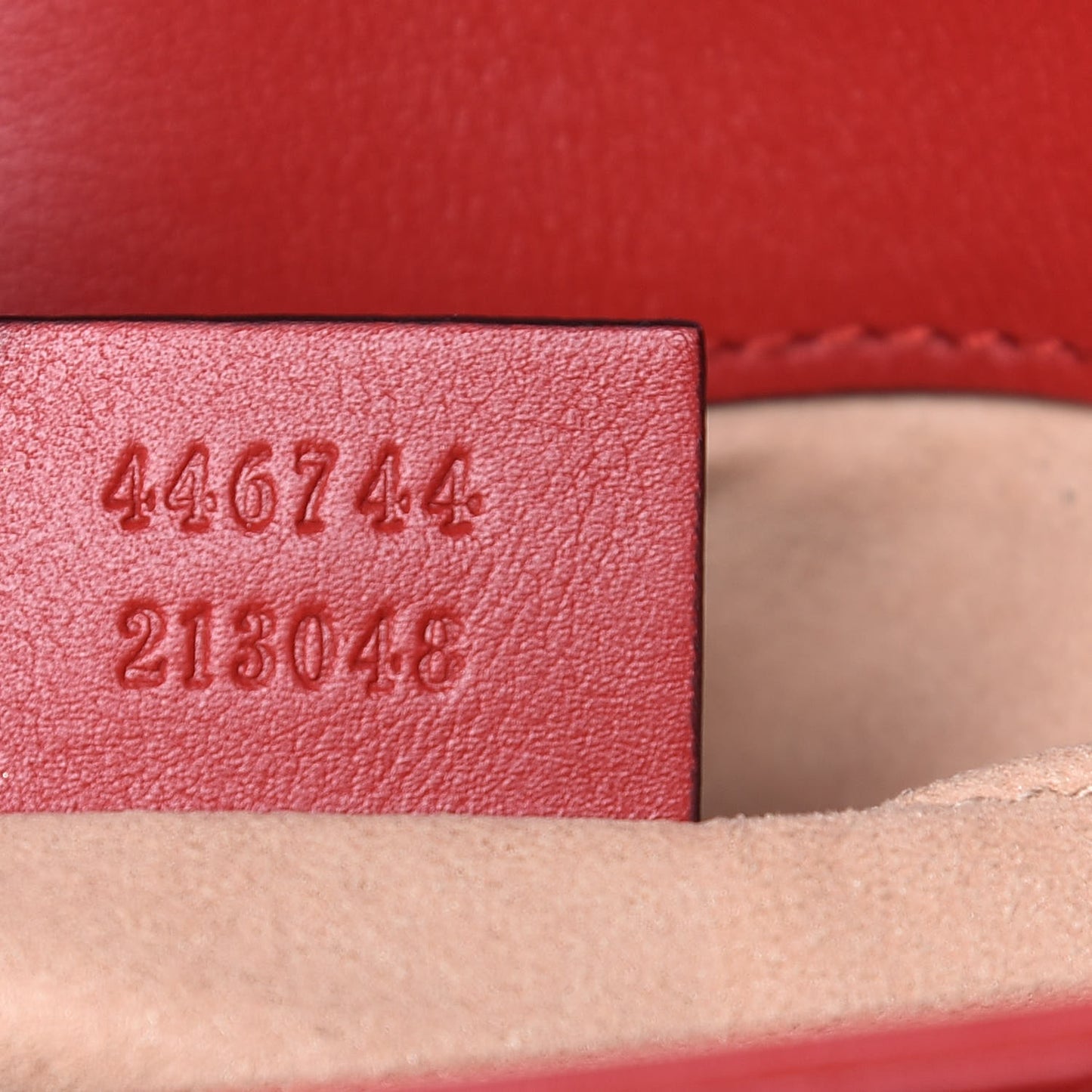 Calfskin Matelasse Mini GG Marmont Shoulder Bag Hibiscus Red