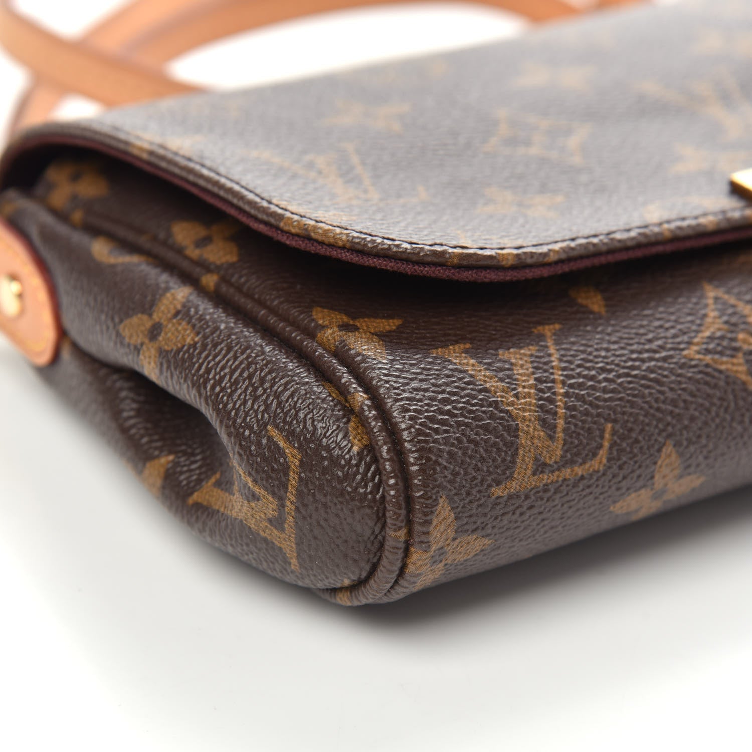 Louis Vuitton Monogram Favorite PM 8 of 13