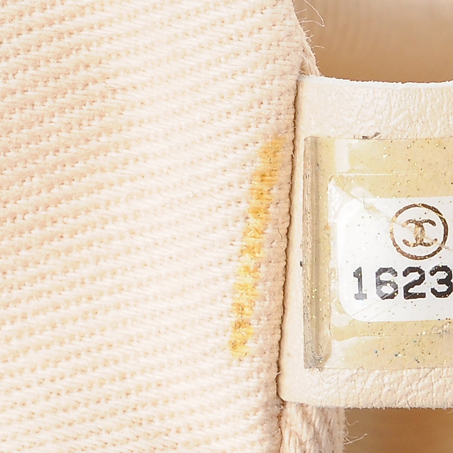 Iridescent Calfskin Large Chic Quilt Flap Blue