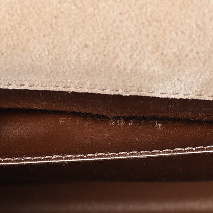 Saint Laurent Patent Calfskin Monogram Large Belle De Jour Clutch Chair 6 of 7