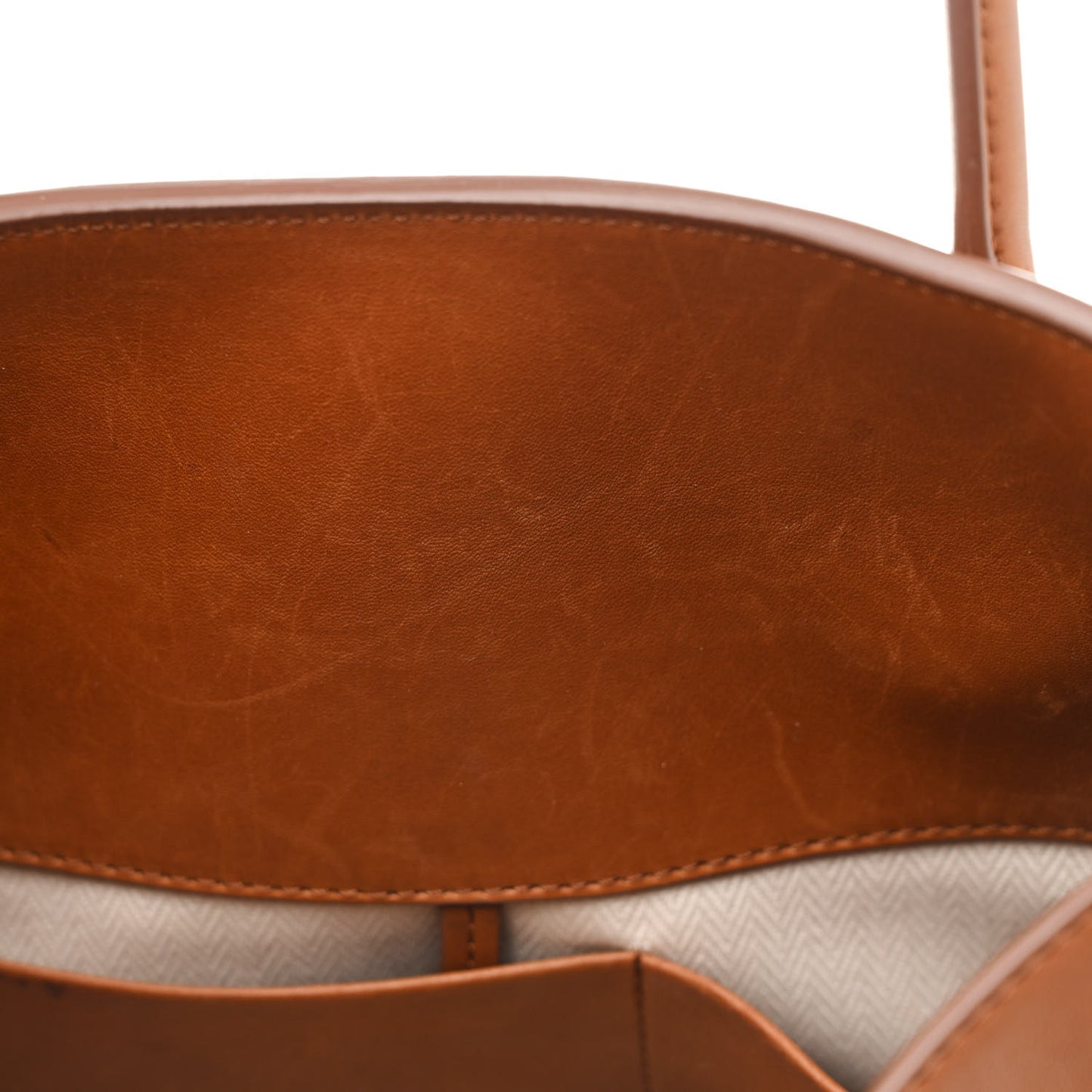 Polished Saddle Calfskin Soft Margaux 15 Cuir