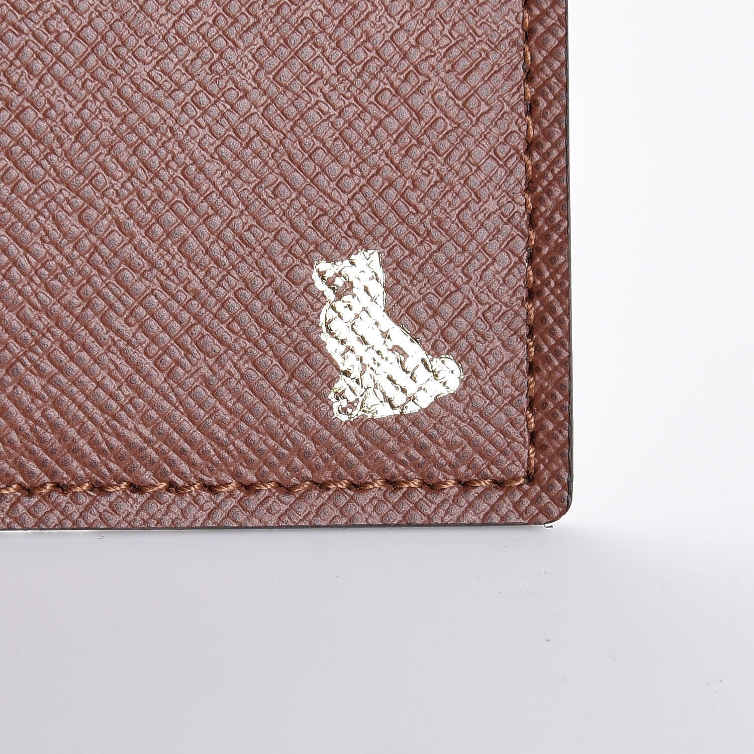 Louis Vuitton Monogram Passport Cover 7 of 9