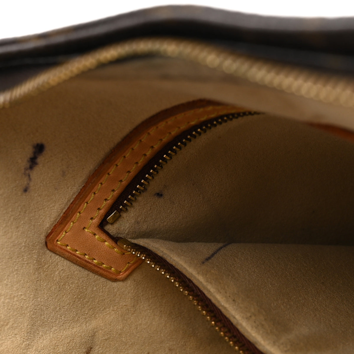 Louis Vuitton Monogram Looping GM 14 of 16