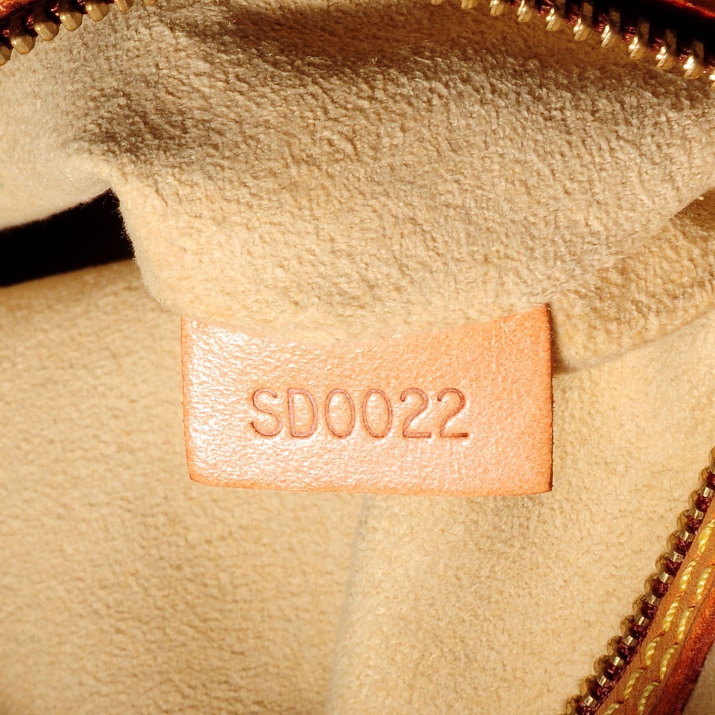 Monogram Looping MM