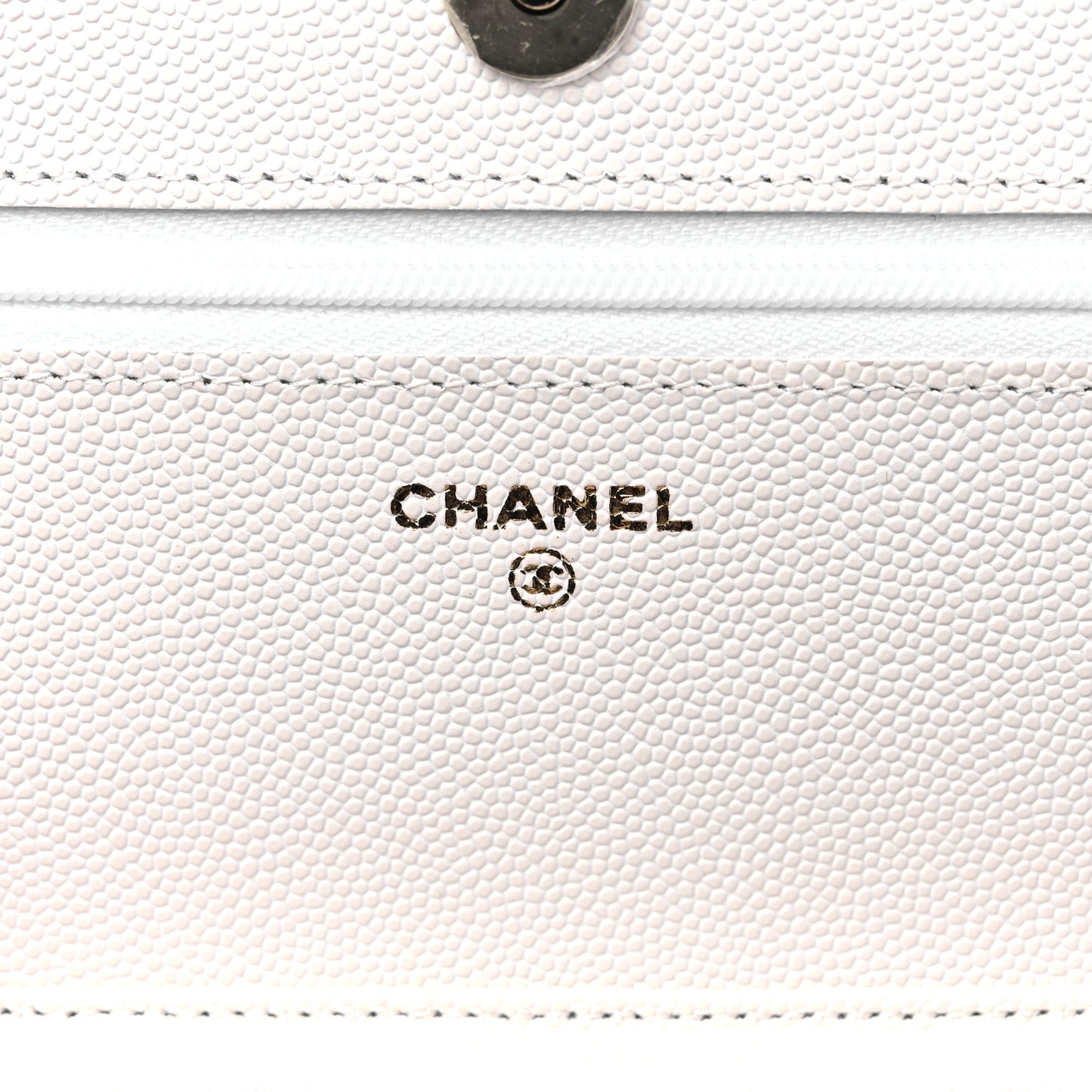 Caviar Quilted Wallet On Chain WOC White