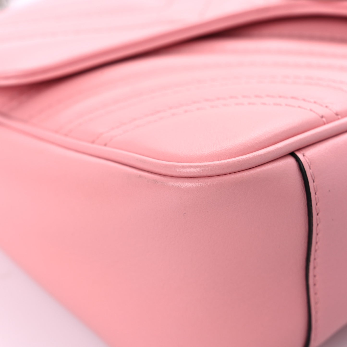 Calfskin Matelasse Small GG Marmont Shoulder Bag Wild Rose