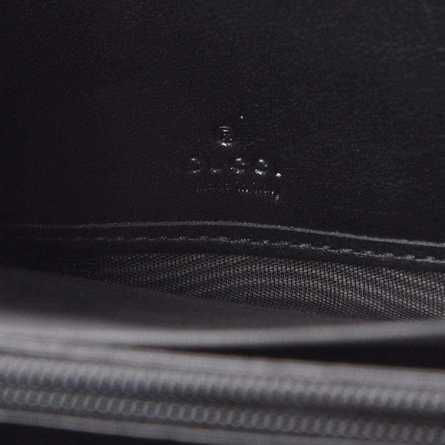 Calfskin Matelasse GG Marmont Zip Around Wallet Black