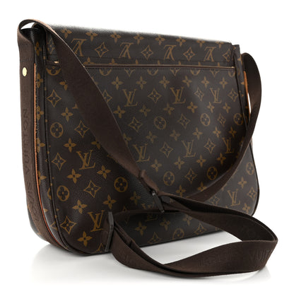 Louis Vuitton Monogram Beaubourg MM Messenger Bag 3 of 10