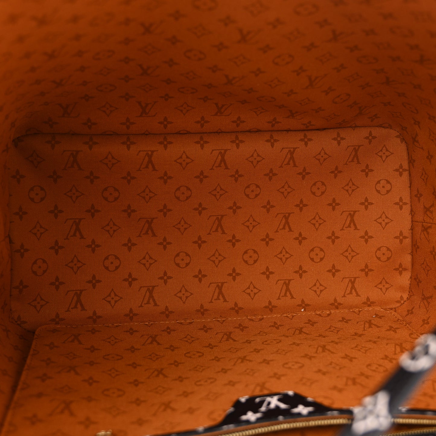 Monogram Giant Crafty Neverfull MM Creme Caramel