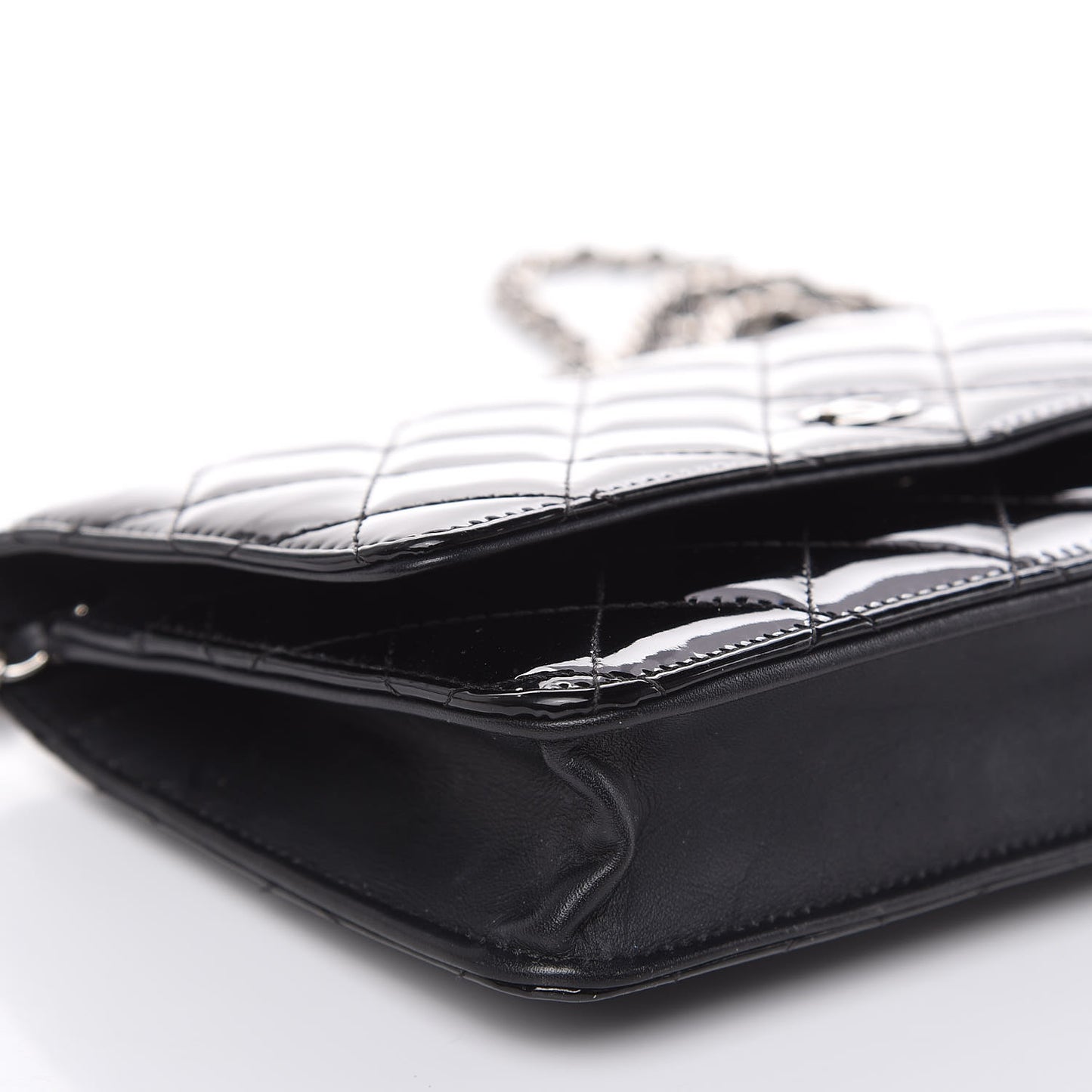 Patent Quilted Wallet On Chain WOC Black