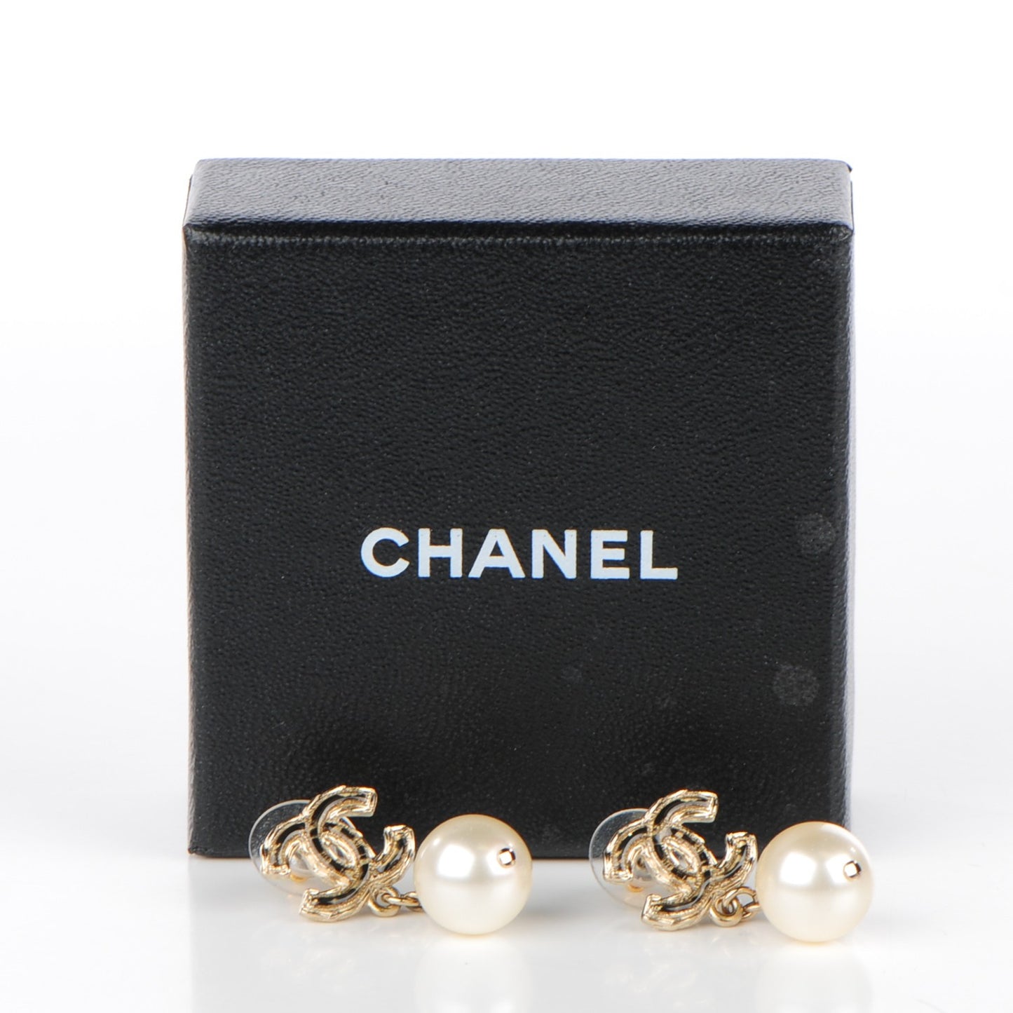 Pearl Enamel CC Drop Earrings Black Gold