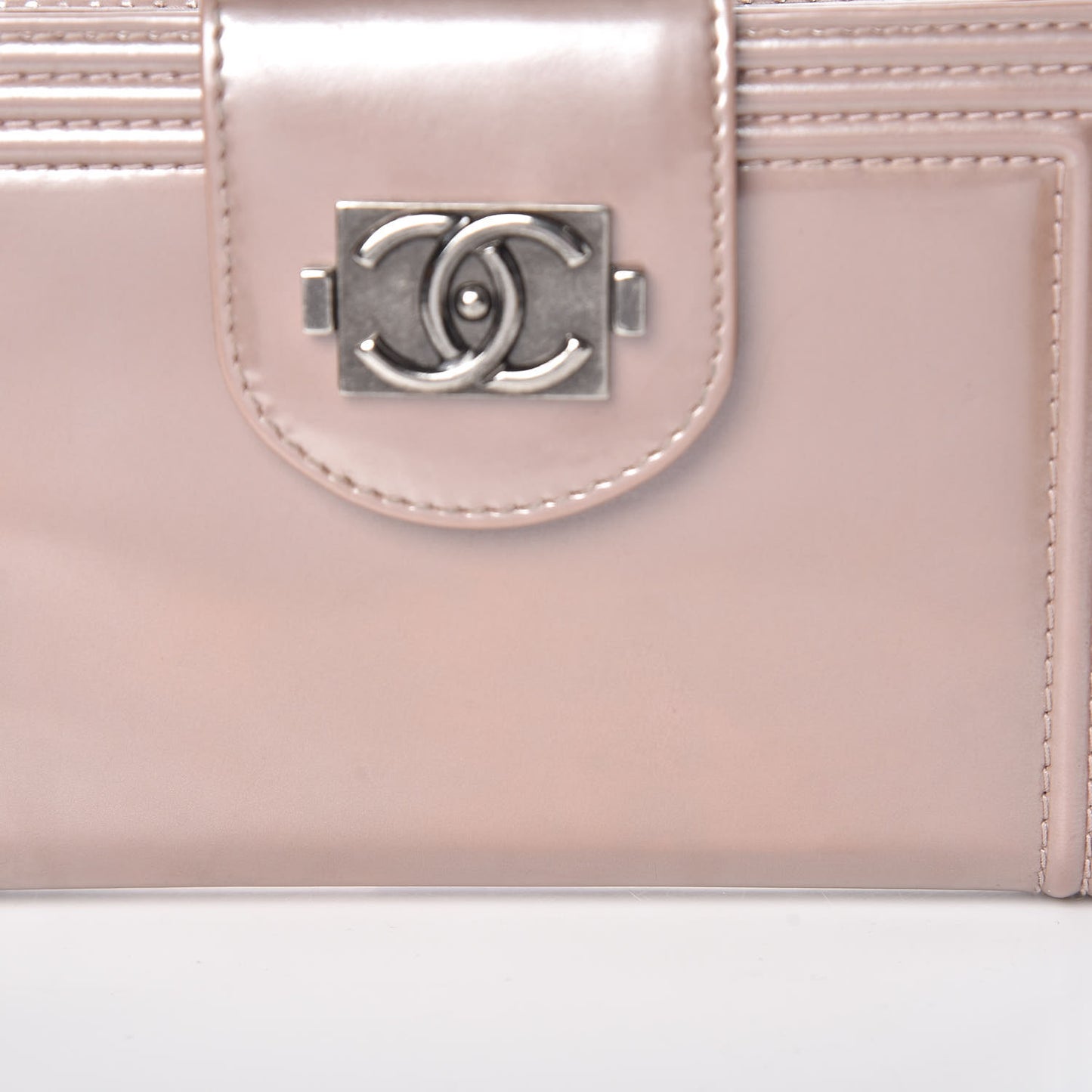Metallic Glazed Calfskin Boy Zipped Pocket Wallet Pink
